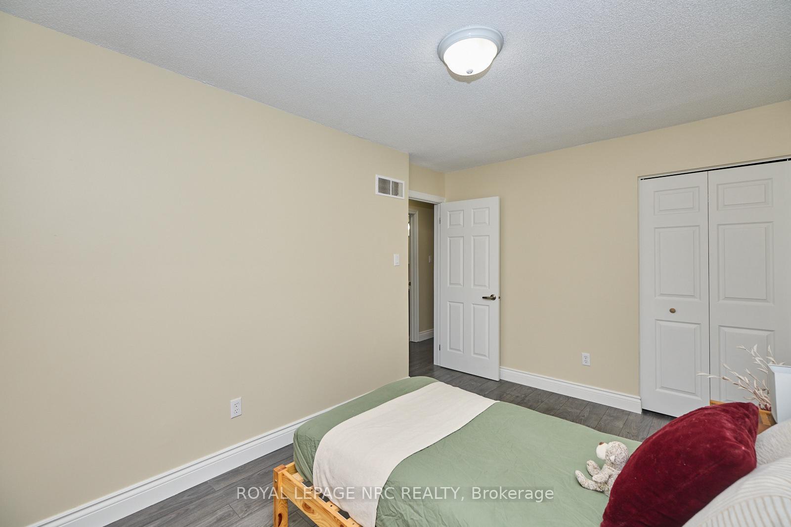 Photo 13 of Unit 4, 23 Dynasty Avenue, Hamilton, Stoney Creek — HOMEH