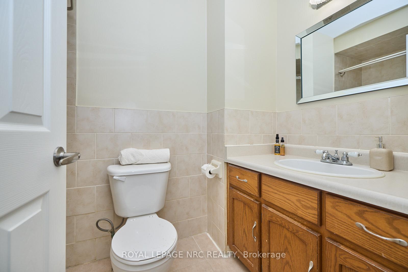 Photo 16 of Unit 4, 23 Dynasty Avenue, Hamilton, Stoney Creek — HOMEH