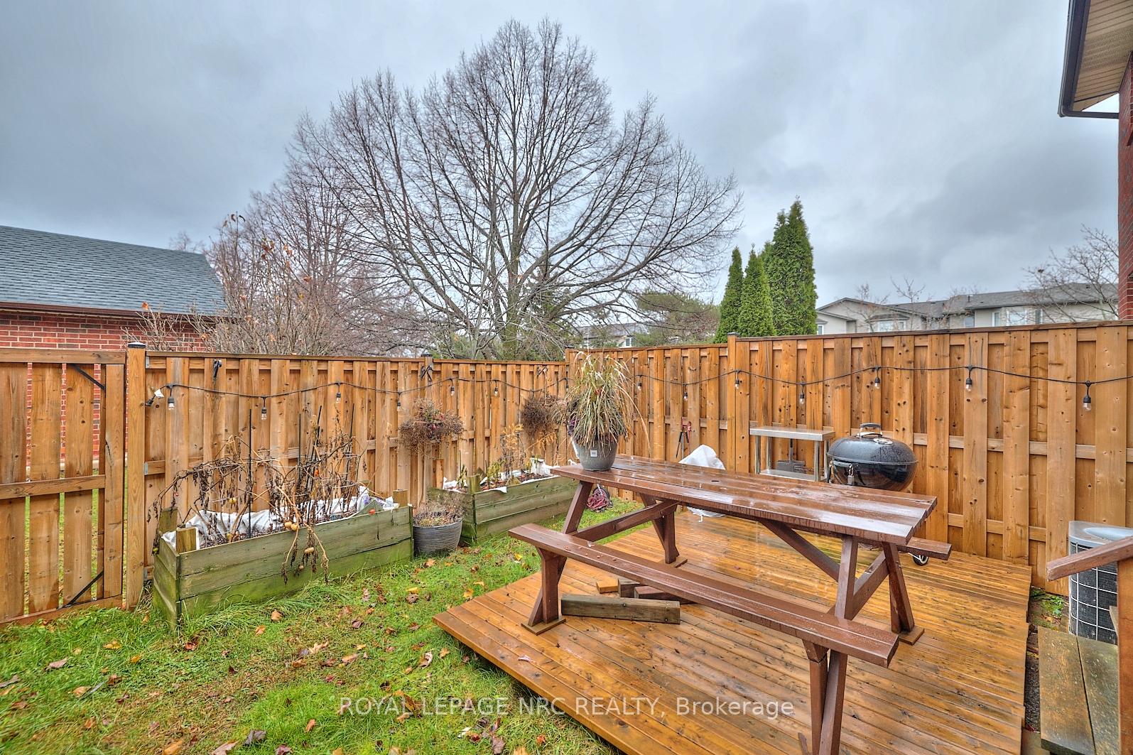 Photo 26 of Unit 4, 23 Dynasty Avenue, Hamilton, Stoney Creek — HOMEH