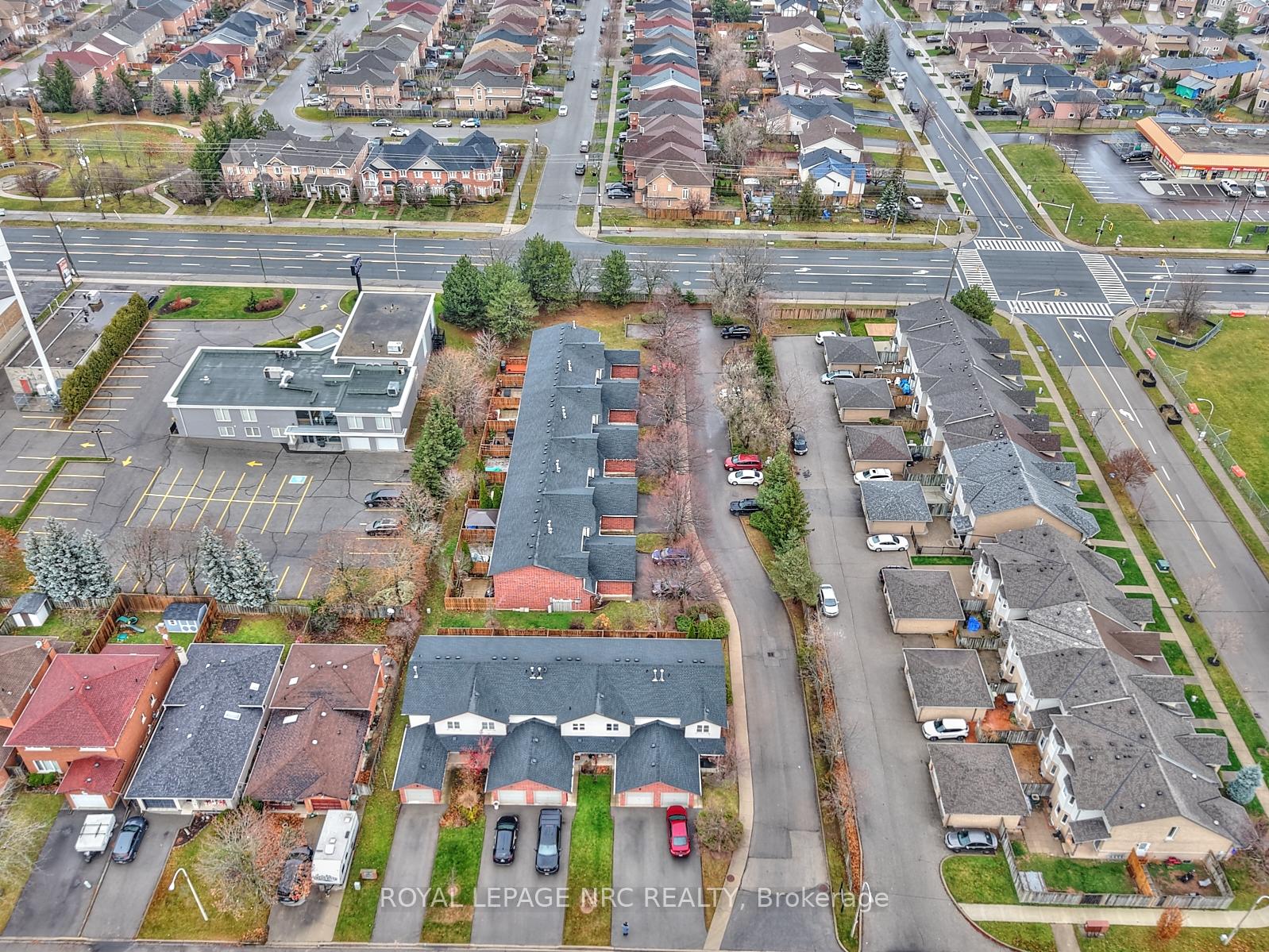 Photo 27 of Unit 4, 23 Dynasty Avenue, Hamilton, Stoney Creek — HOMEH