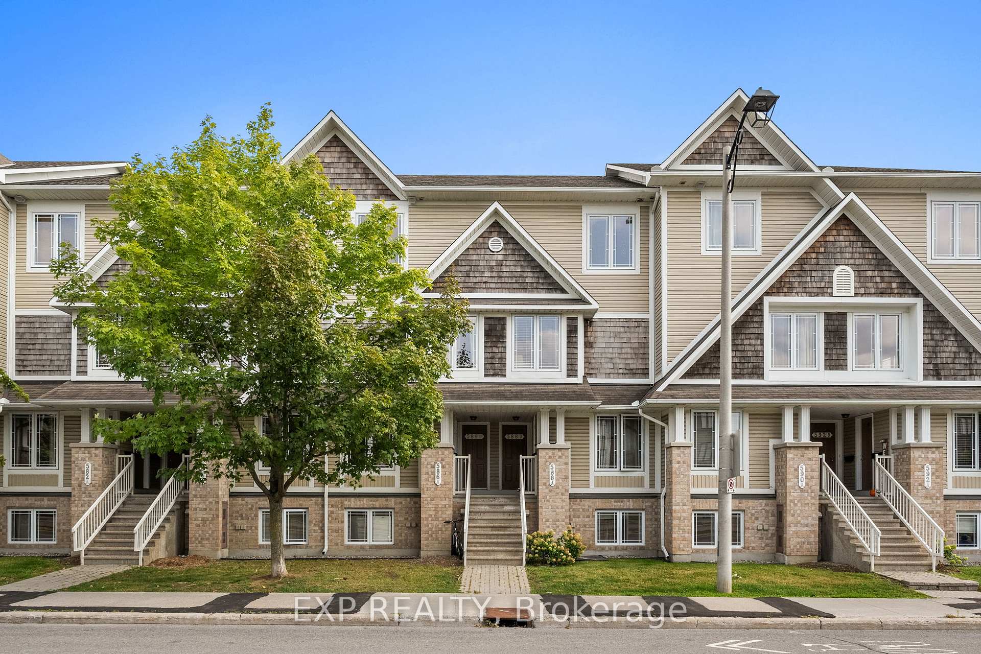 Photo 1 of Unit 22, 588-B Chapman Mills Drive, Ottawa, Barrhaven - Strandherd — HOMEH