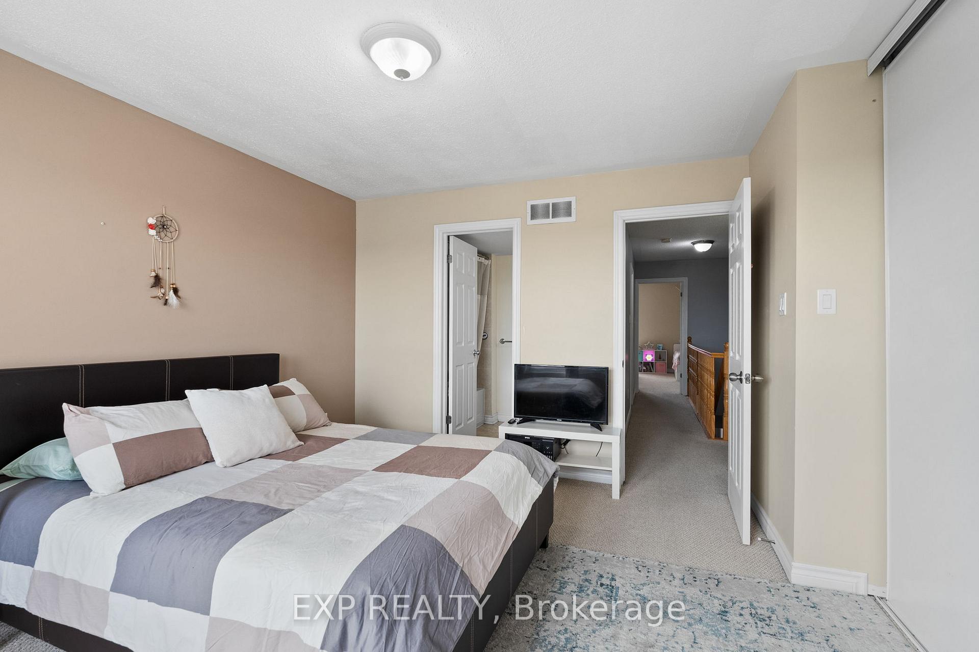 Photo 32 of Unit 22, 588-B Chapman Mills Drive, Ottawa, Barrhaven - Strandherd — HOMEH