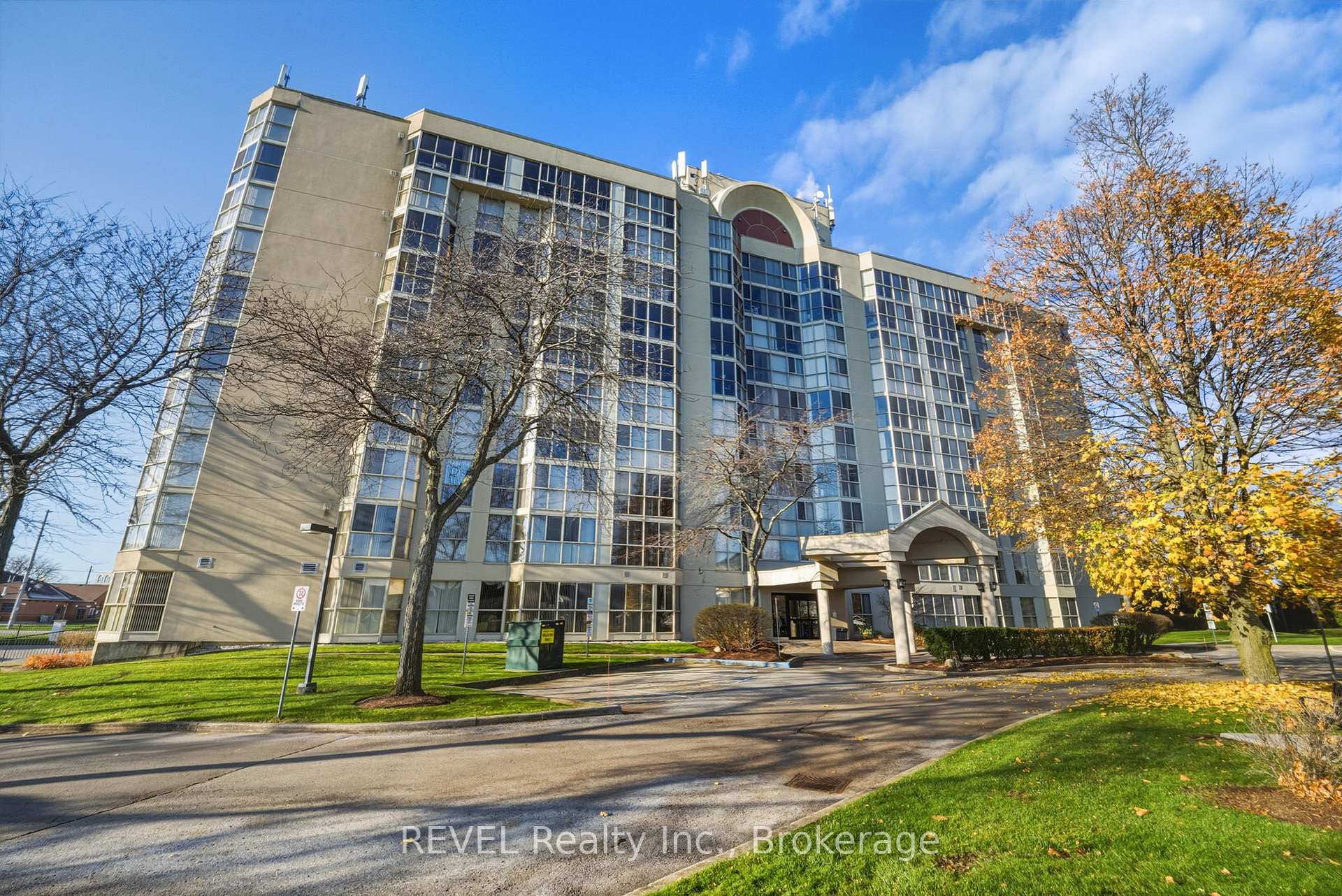 Front of Unit 207, 162 Martindale Road