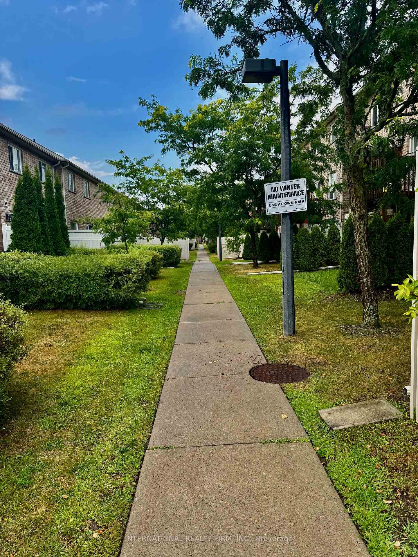 Photo 12 of Unit 34, 1087 Ormond Drive, Oshawa, Samac — HOMEH