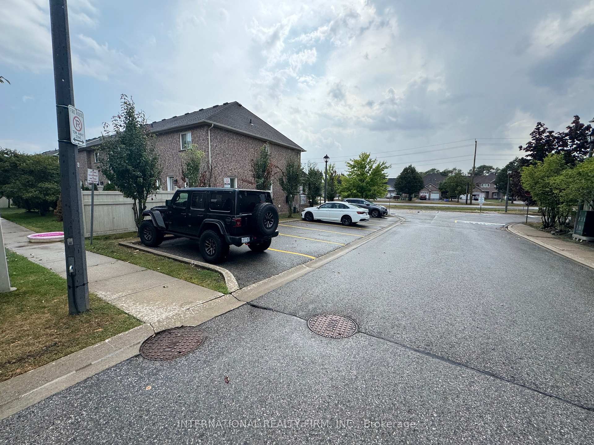 Photo 14 of Unit 34, 1087 Ormond Drive, Oshawa, Samac — HOMEH