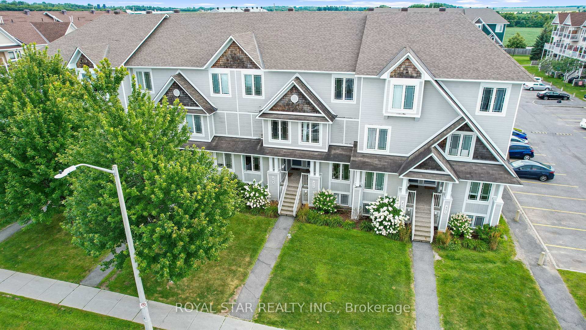 Front of 258 Meadowbreeze Drive