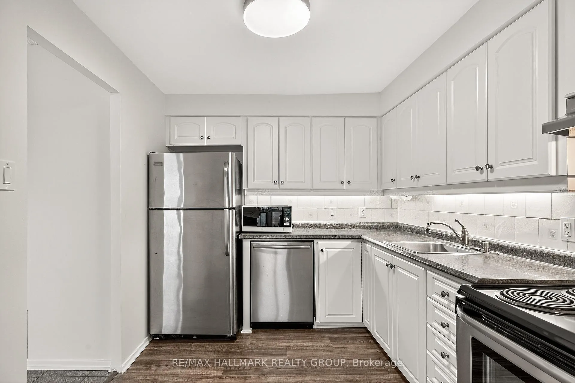 Photo 17 of Unit 1702, 1195 Richmond Road, Ottawa, Woodroffe — HOMEH