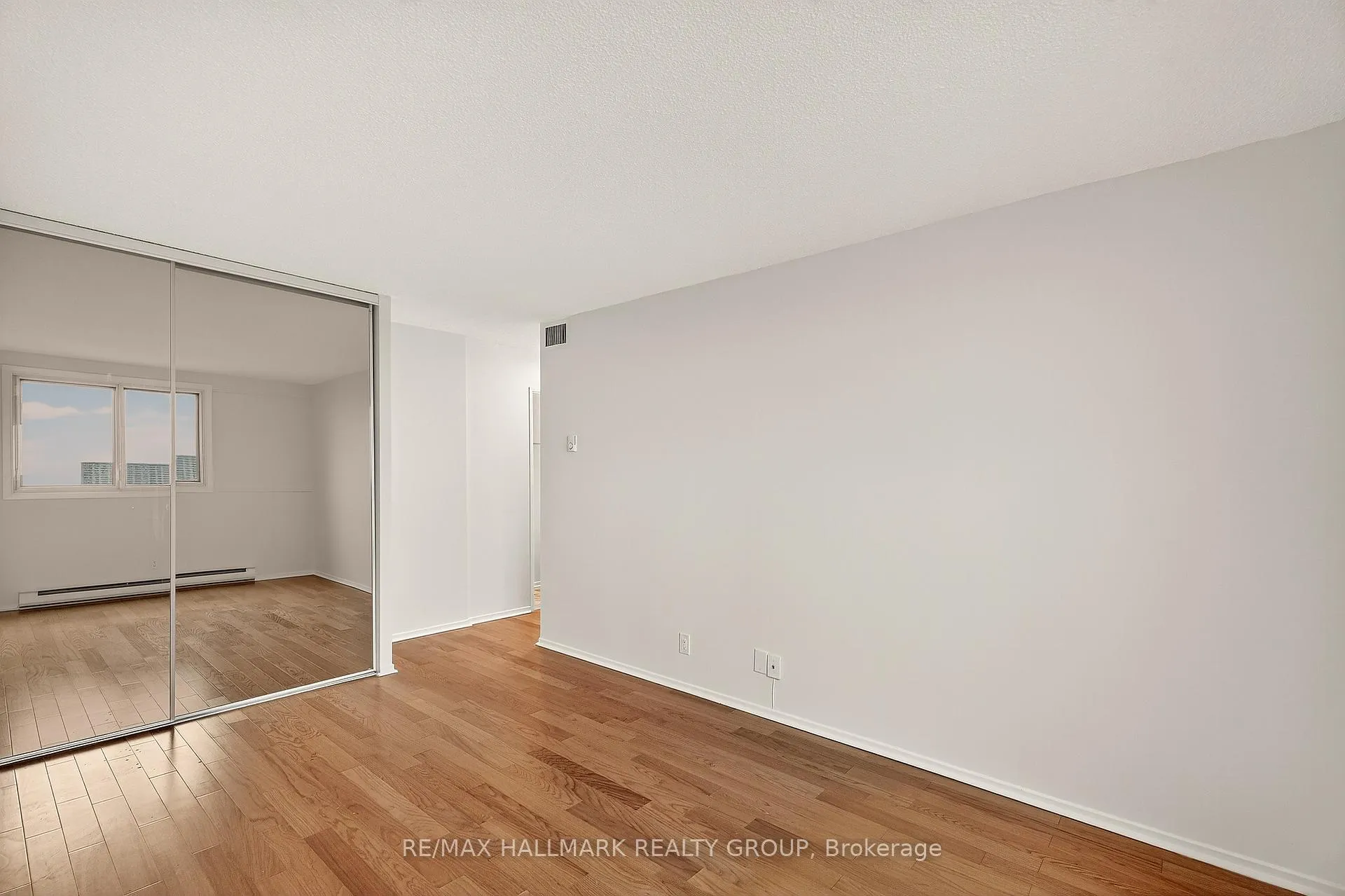 Photo 38 of Unit 1702, 1195 Richmond Road, Ottawa, Woodroffe — HOMEH