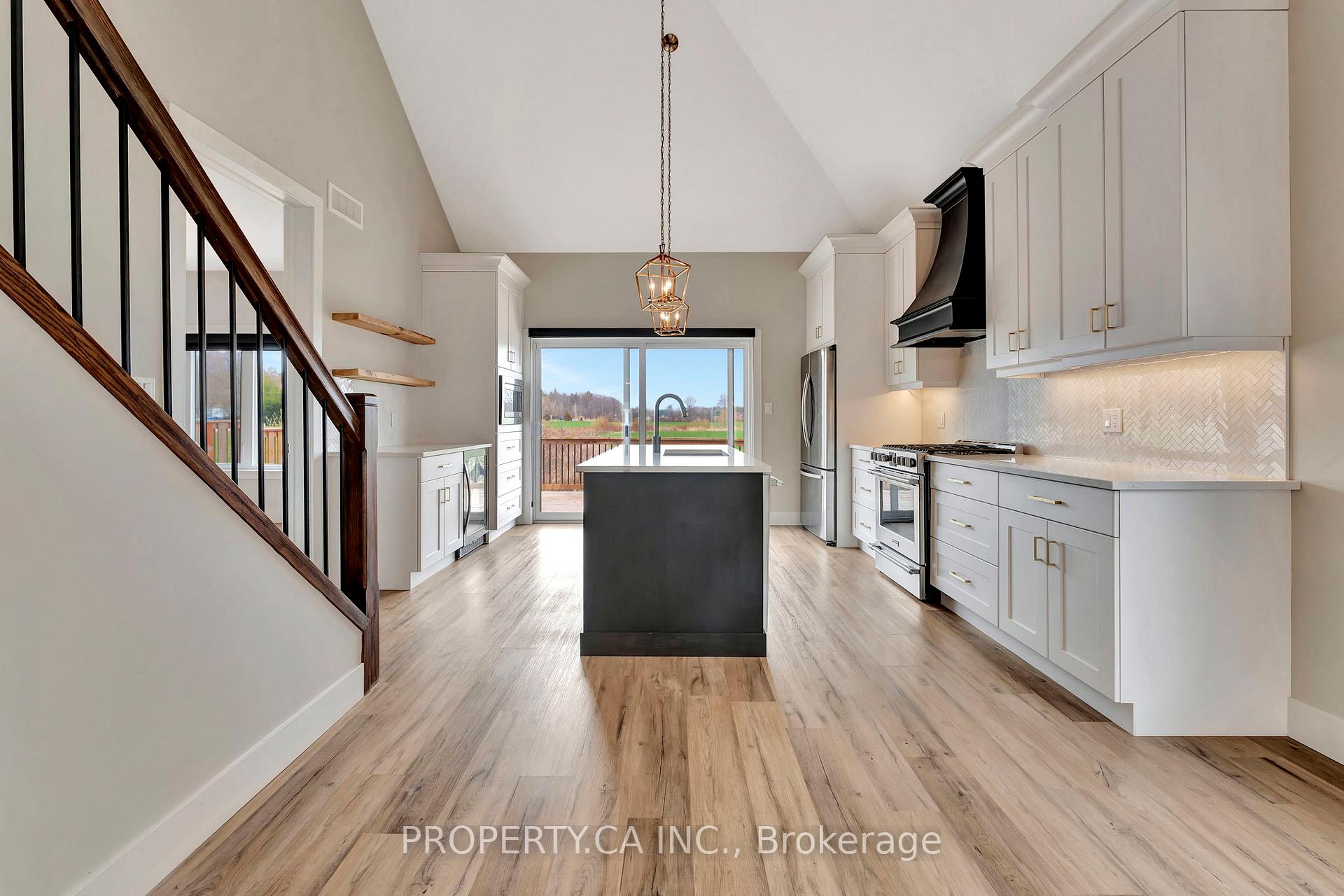 Photo 11 of Unit 6, 744 Nelson Street, Norfolk, Port Dover — HOMEH
