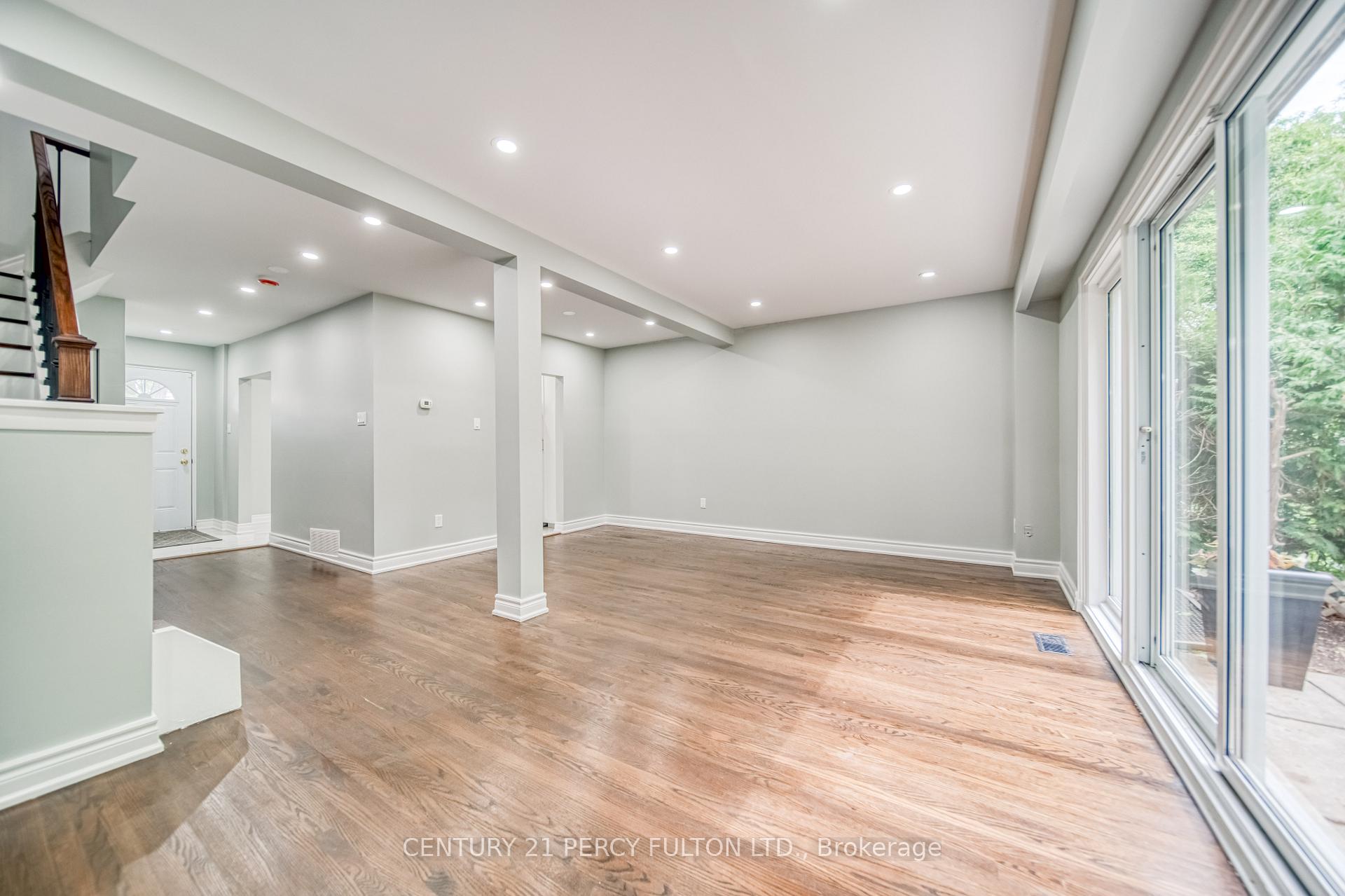 Photo 4 of Unit 107, 925 Bayly Street, Pickering, West Shore — HOMEH
