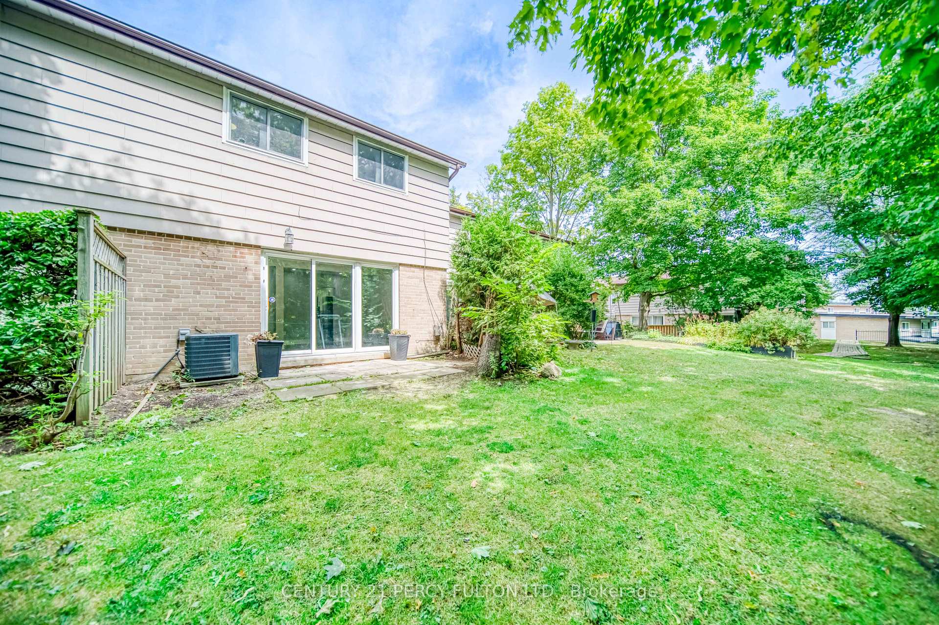 Photo 25 of Unit 107, 925 Bayly Street, Pickering, West Shore — HOMEH