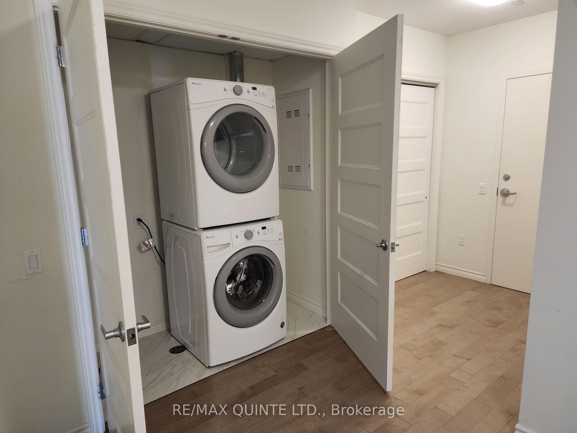 Photo 5 of Unit 304, 199 Front Street, Belleville, Belleville Ward — HOMEH