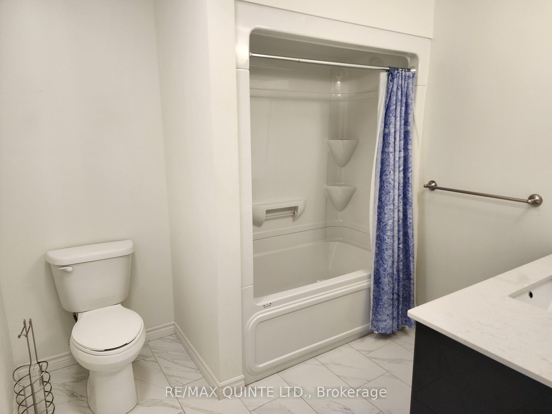 Photo 10 of Unit 304, 199 Front Street, Belleville, Belleville Ward — HOMEH