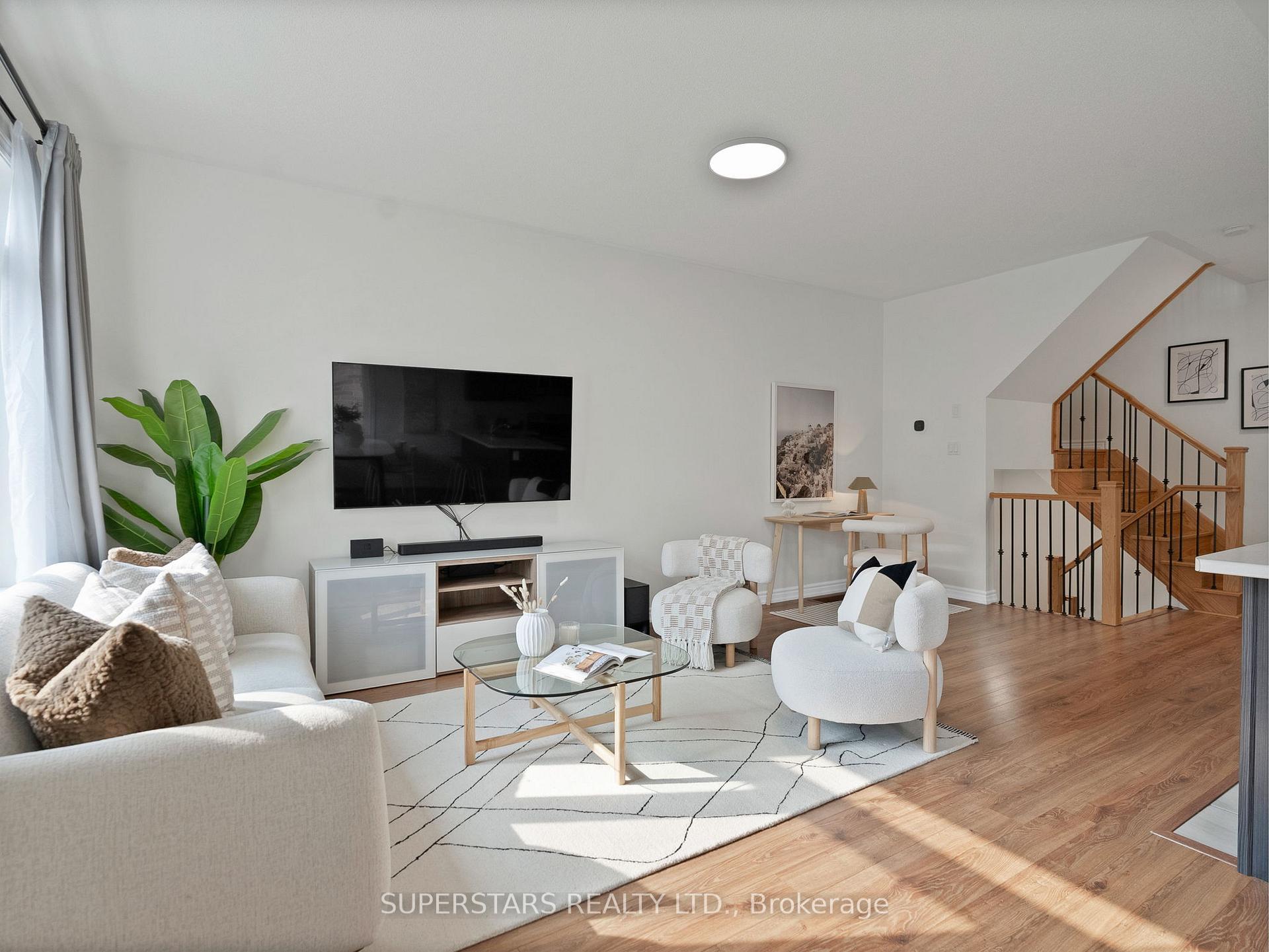 Photo 5 of 2410 Nantucket Chase, Pickering, Duffin Heights — HOMEH
