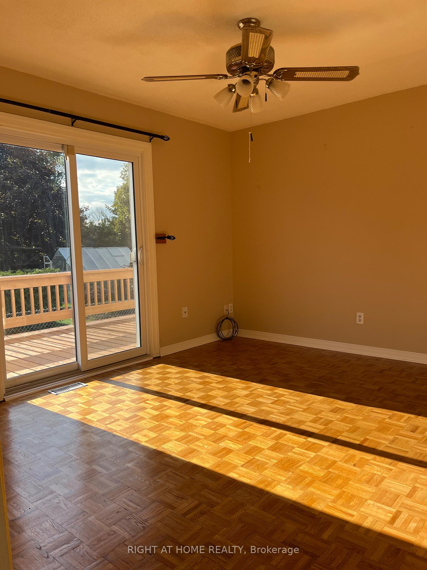 Photo 8 of 62 Beechwood Avenue, Brock, Beaverton — HOMEH