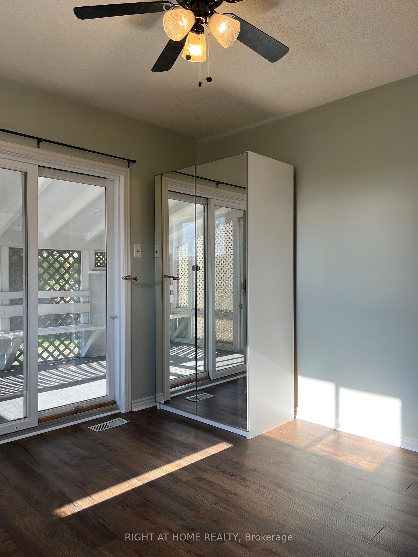 Photo 12 of 62 Beechwood Avenue, Brock, Beaverton — HOMEH