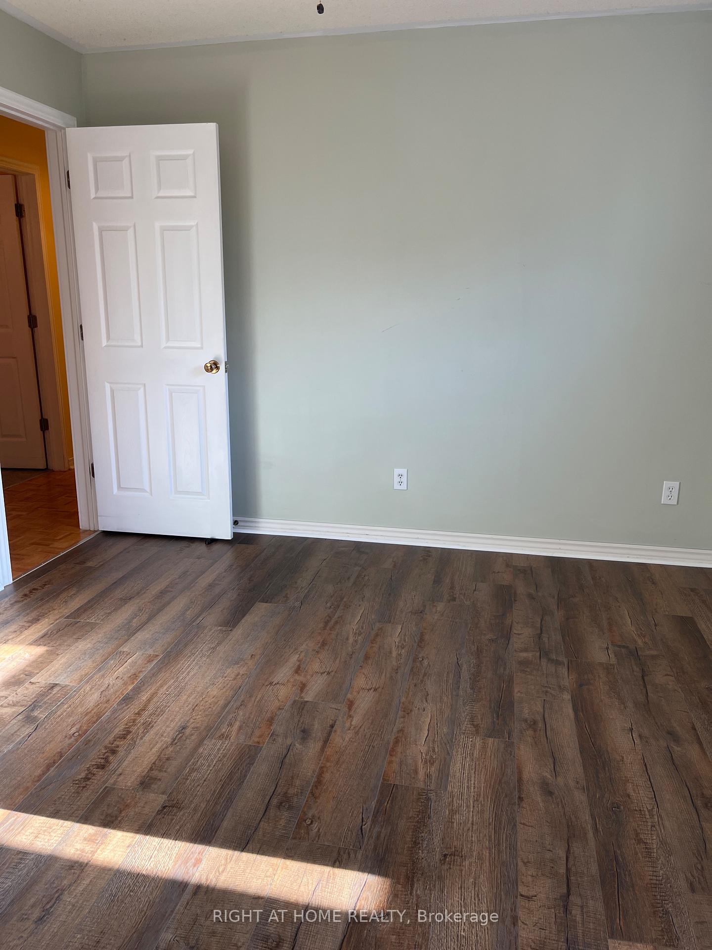 Photo 13 of 62 Beechwood Avenue, Brock, Beaverton — HOMEH