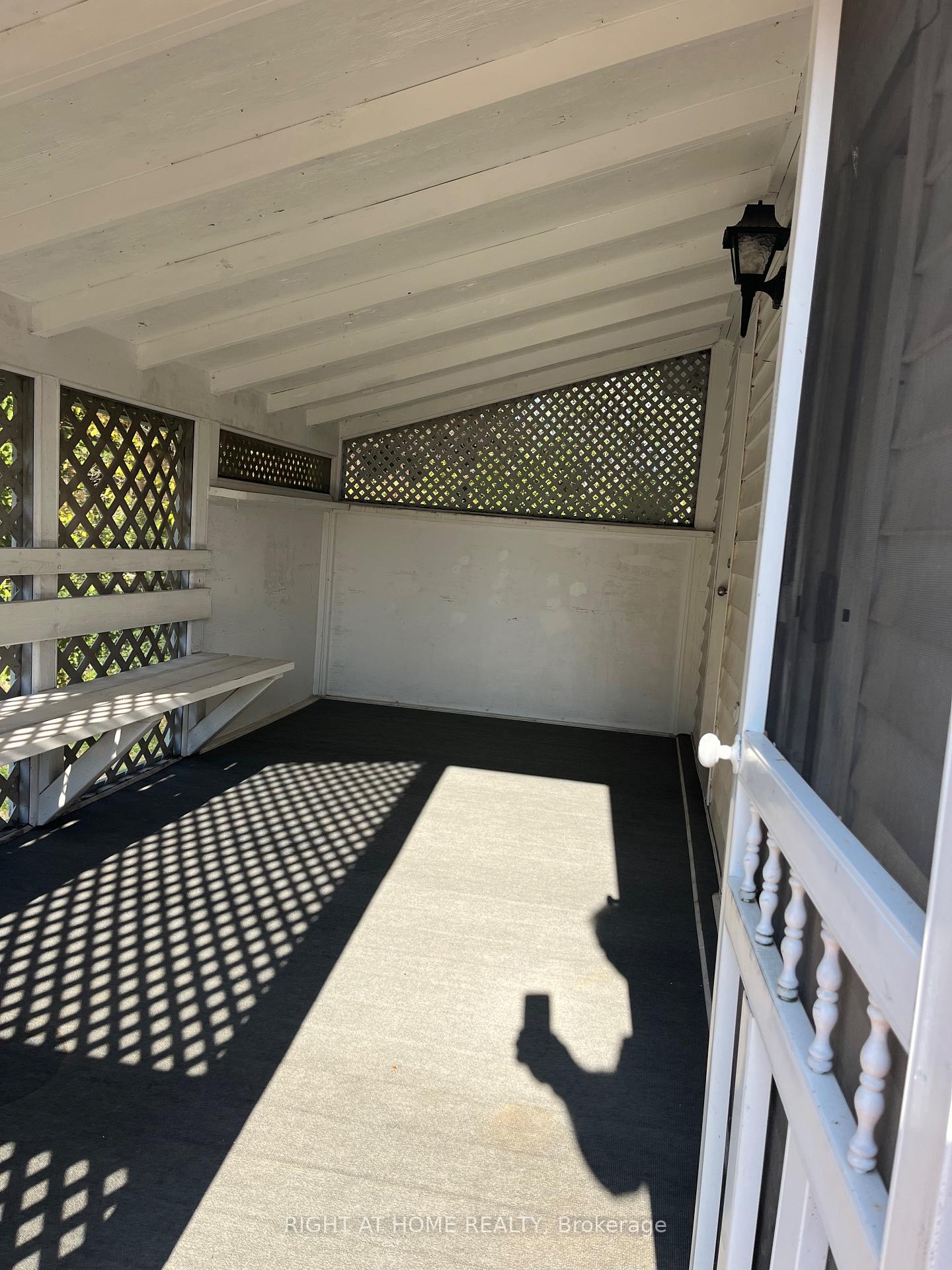 Photo 18 of 62 Beechwood Avenue, Brock, Beaverton — HOMEH