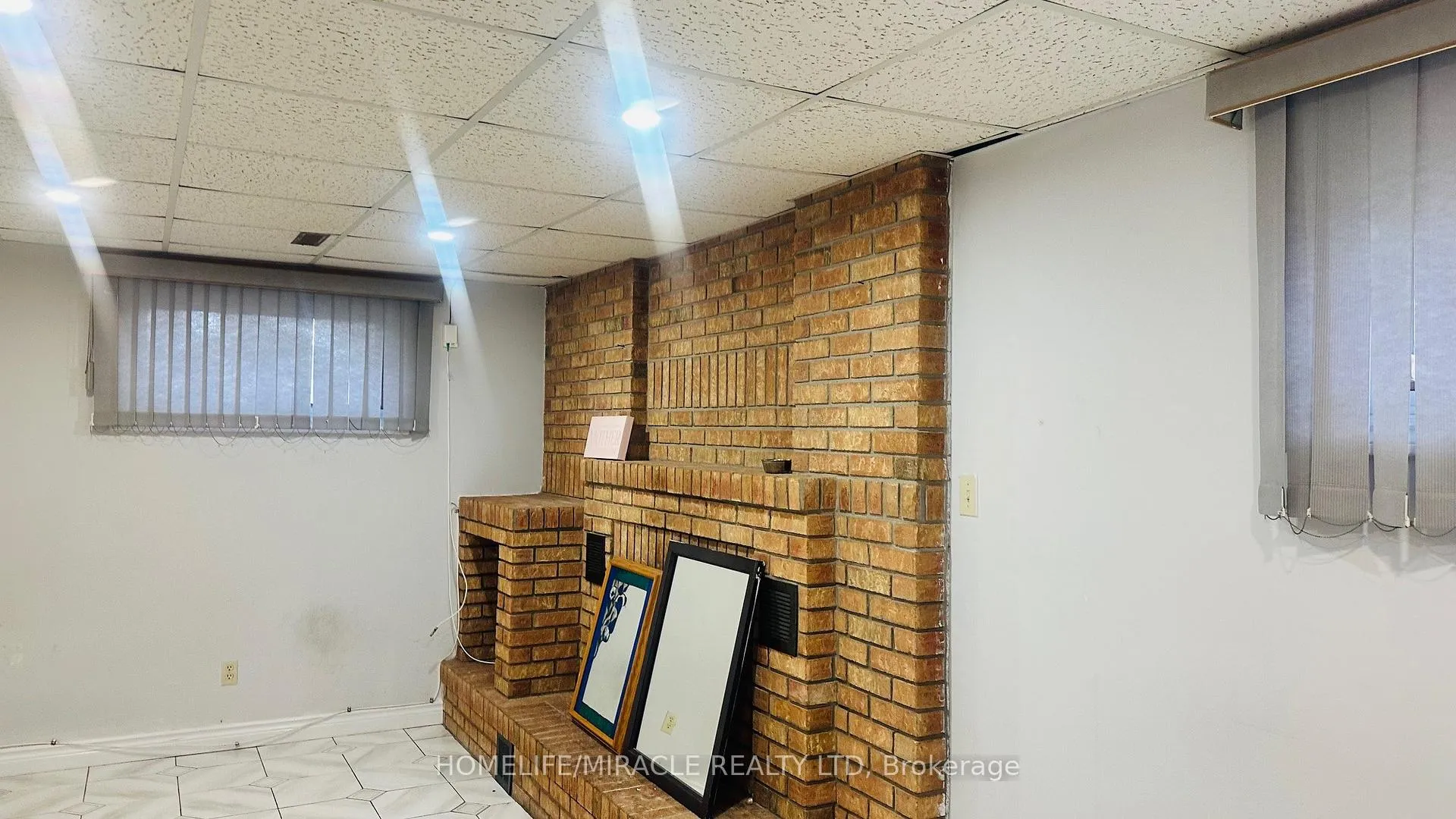 Photo 24 of 85 Harlow Crescent, Etobicoke, Thistletown-Beaumonde Heights — HOMEH