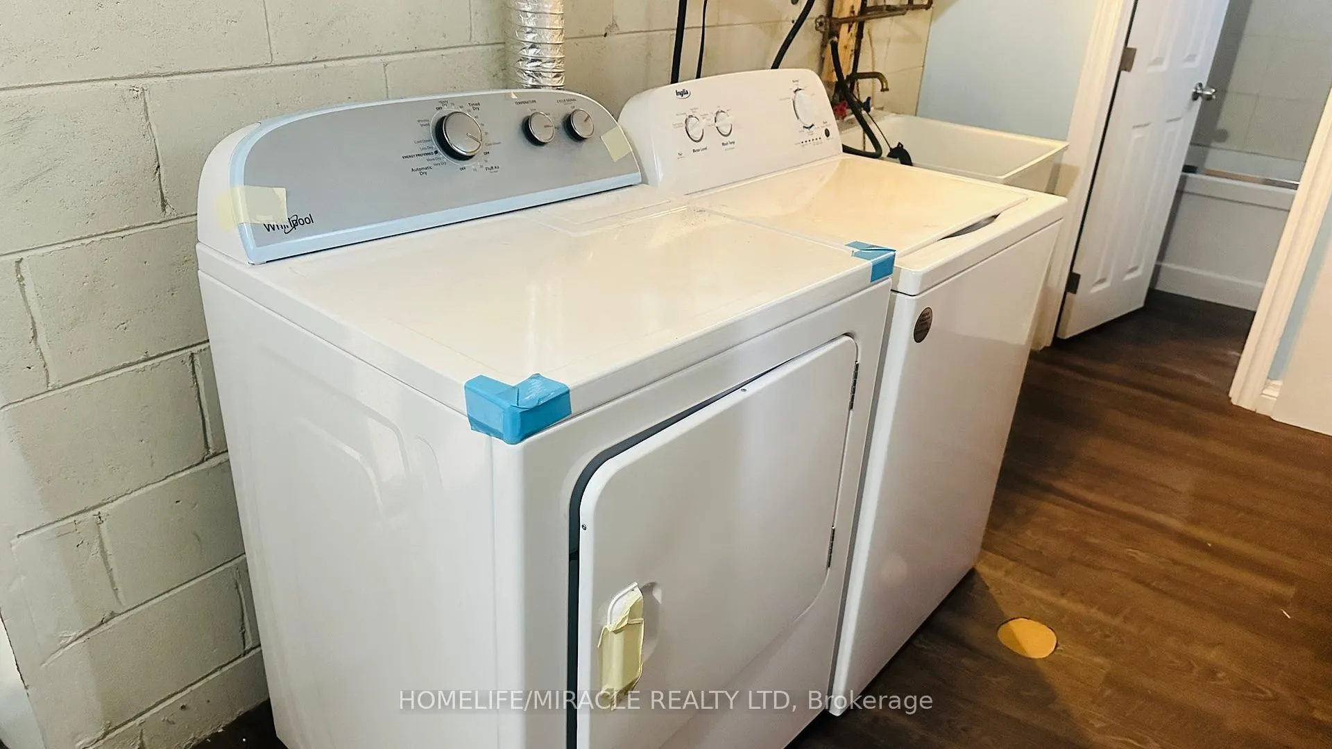 Photo 29 of 85 Harlow Crescent, Etobicoke, Thistletown-Beaumonde Heights — HOMEH