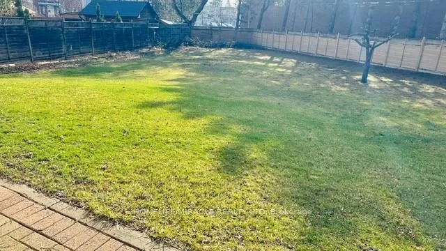 Photo 34 of 85 Harlow Crescent, Etobicoke, Thistletown-Beaumonde Heights — HOMEH