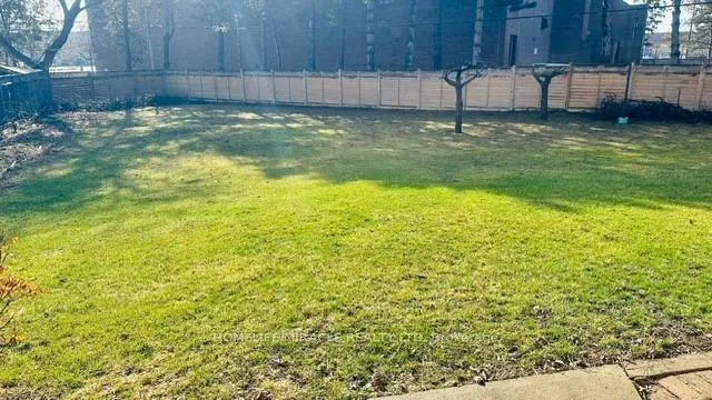 Photo 35 of 85 Harlow Crescent, Etobicoke, Thistletown-Beaumonde Heights — HOMEH