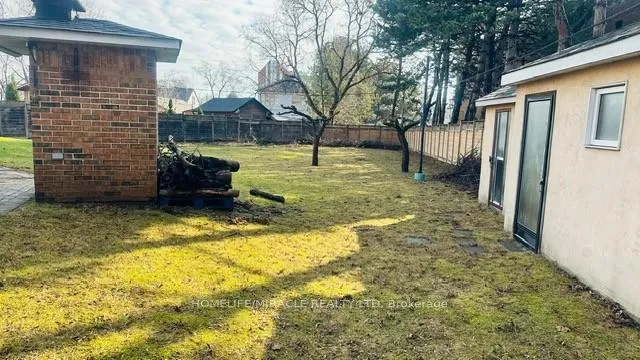 Photo 38 of 85 Harlow Crescent, Etobicoke, Thistletown-Beaumonde Heights — HOMEH