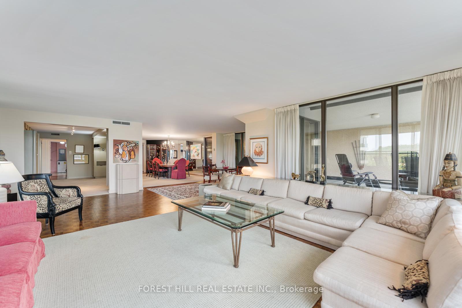 Photo 8 of Unit 815, 3900 Yonge Street, Toronto, Bedford Park-Nortown — HOMEH