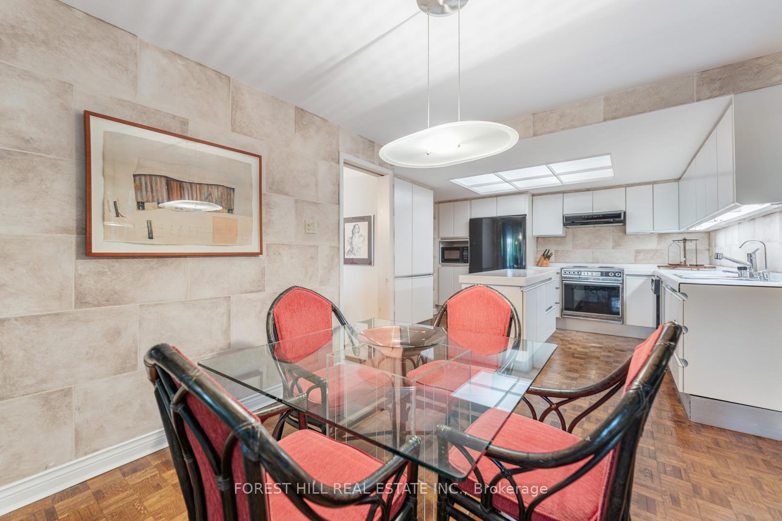 Photo 19 of Unit 815, 3900 Yonge Street, Toronto, Bedford Park-Nortown — HOMEH