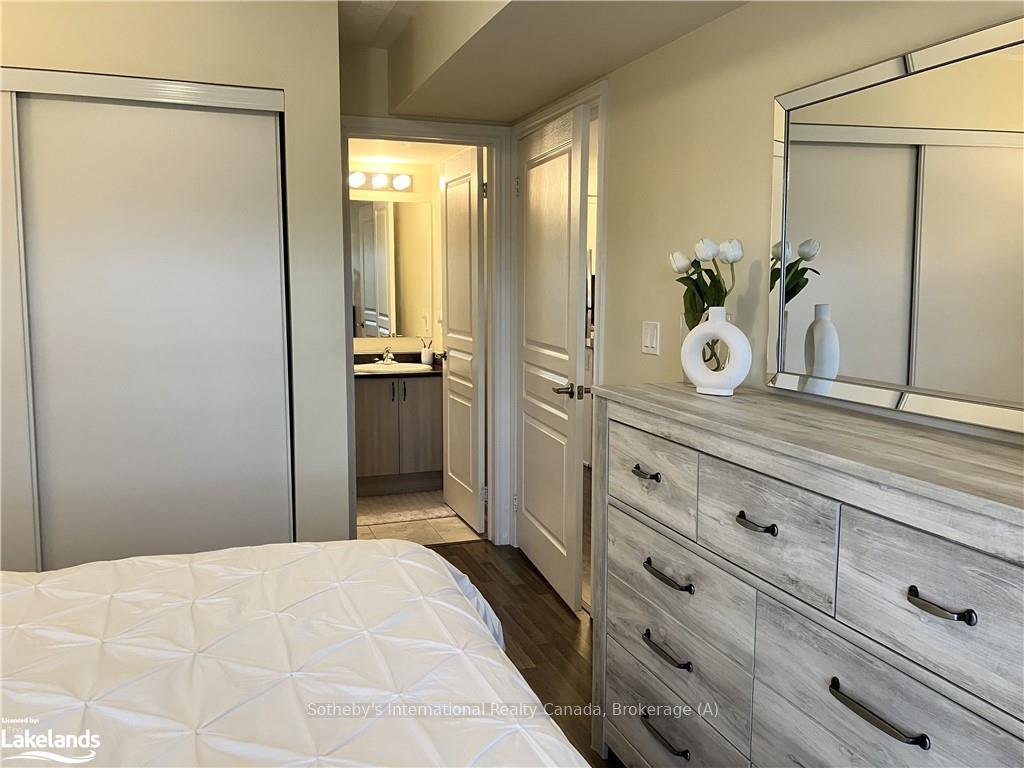 Photo 13 of Unit 206, 2 Anchorage Crescent, Collingwood — HOMEH