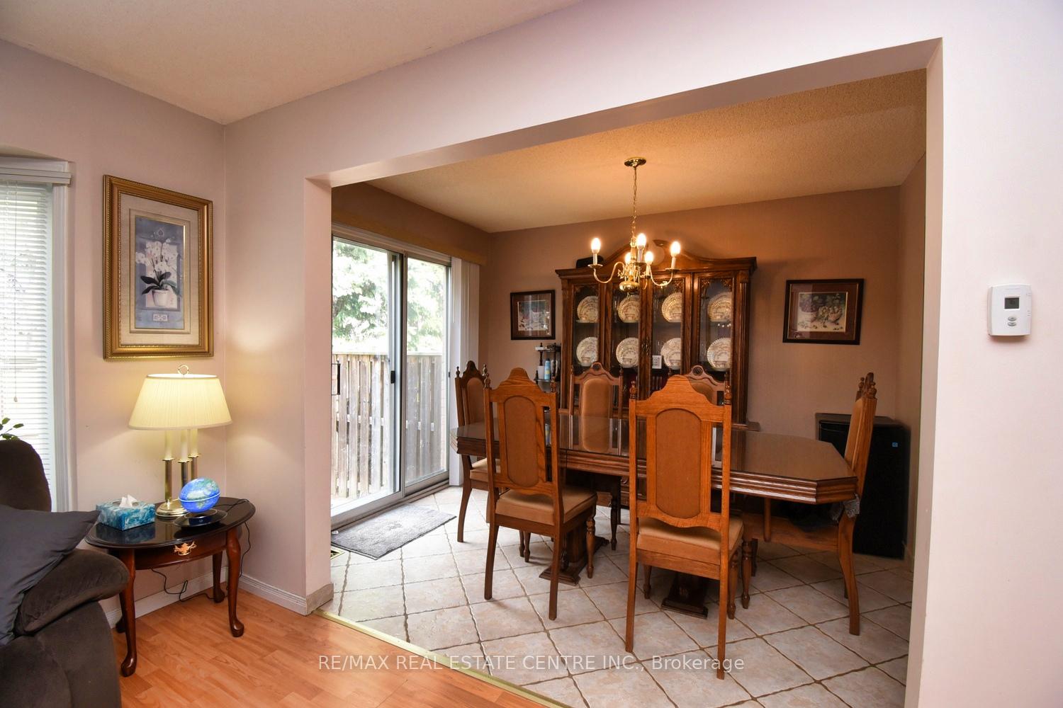 Photo 7 of Unit 56, 1675 Upper Gage Avenue, Hamilton, Broughton — HOMEH