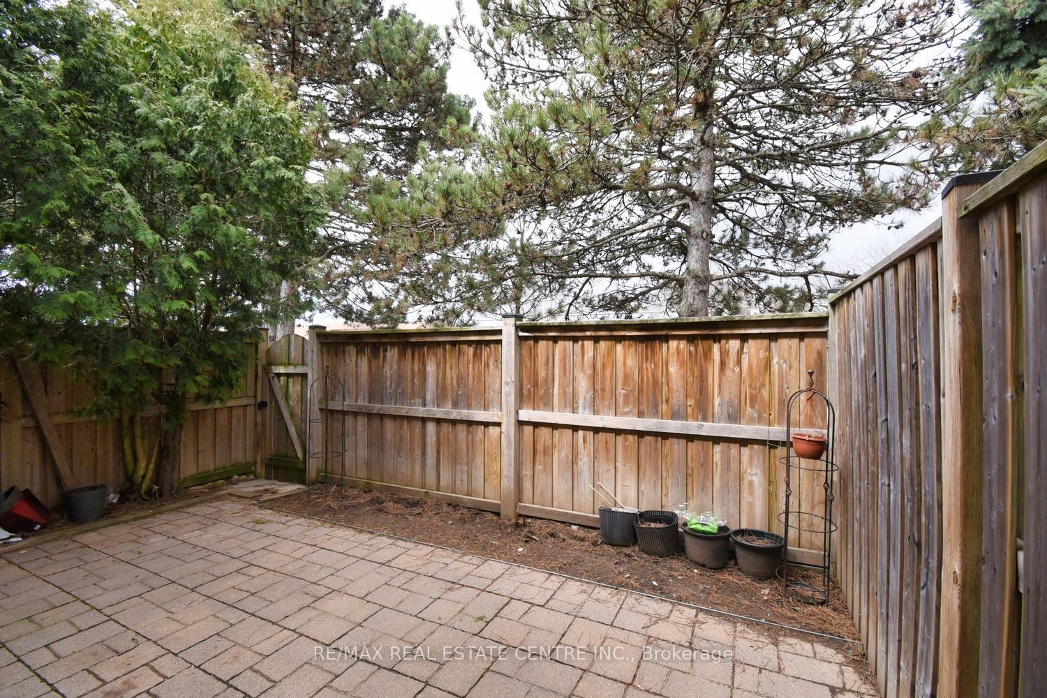 Photo 22 of Unit 56, 1675 Upper Gage Avenue, Hamilton, Broughton — HOMEH