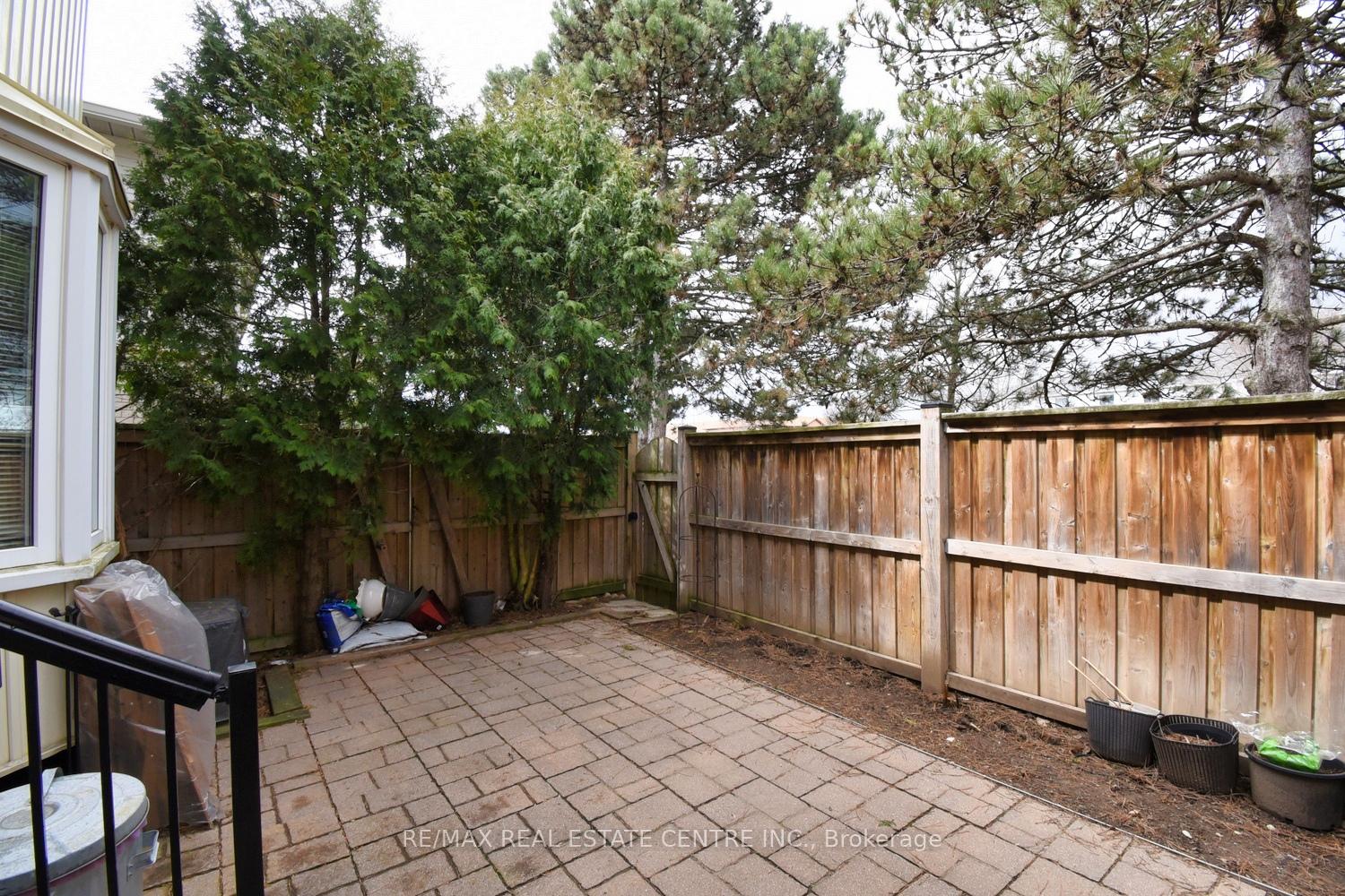 Photo 24 of Unit 56, 1675 Upper Gage Avenue, Hamilton, Broughton — HOMEH