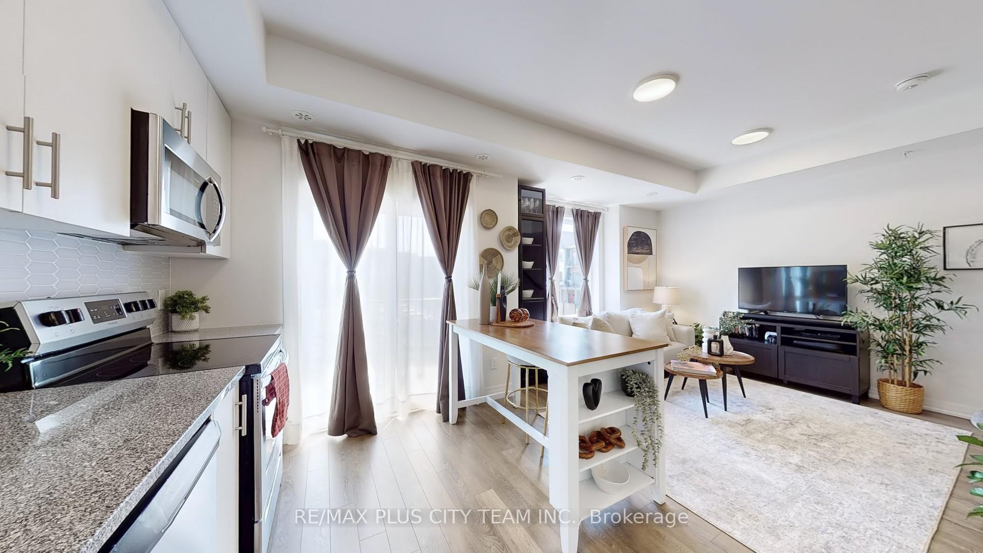 Photo 9 of Unit 908, 2635 William Jackson Drive, Pickering, Duffin Heights — HOMEH