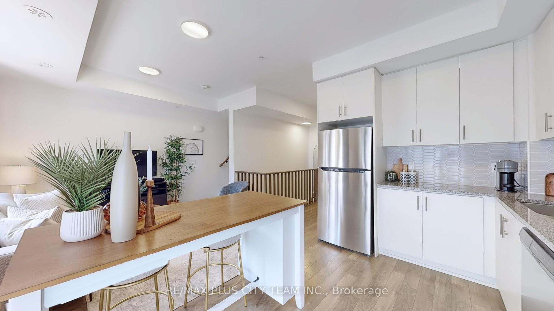 Photo 10 of Unit 908, 2635 William Jackson Drive, Pickering, Duffin Heights — HOMEH