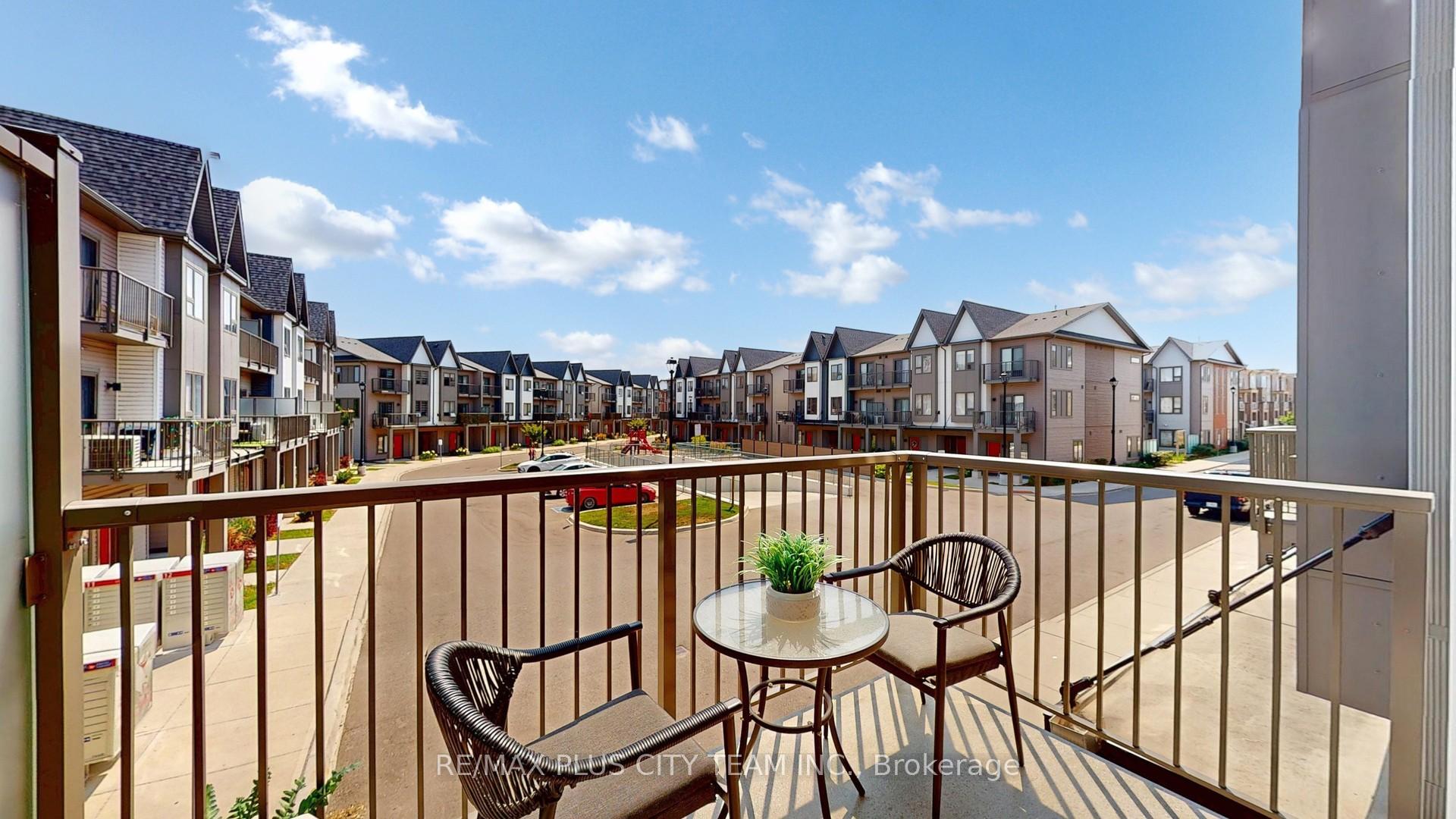 Photo 13 of Unit 908, 2635 William Jackson Drive, Pickering, Duffin Heights — HOMEH