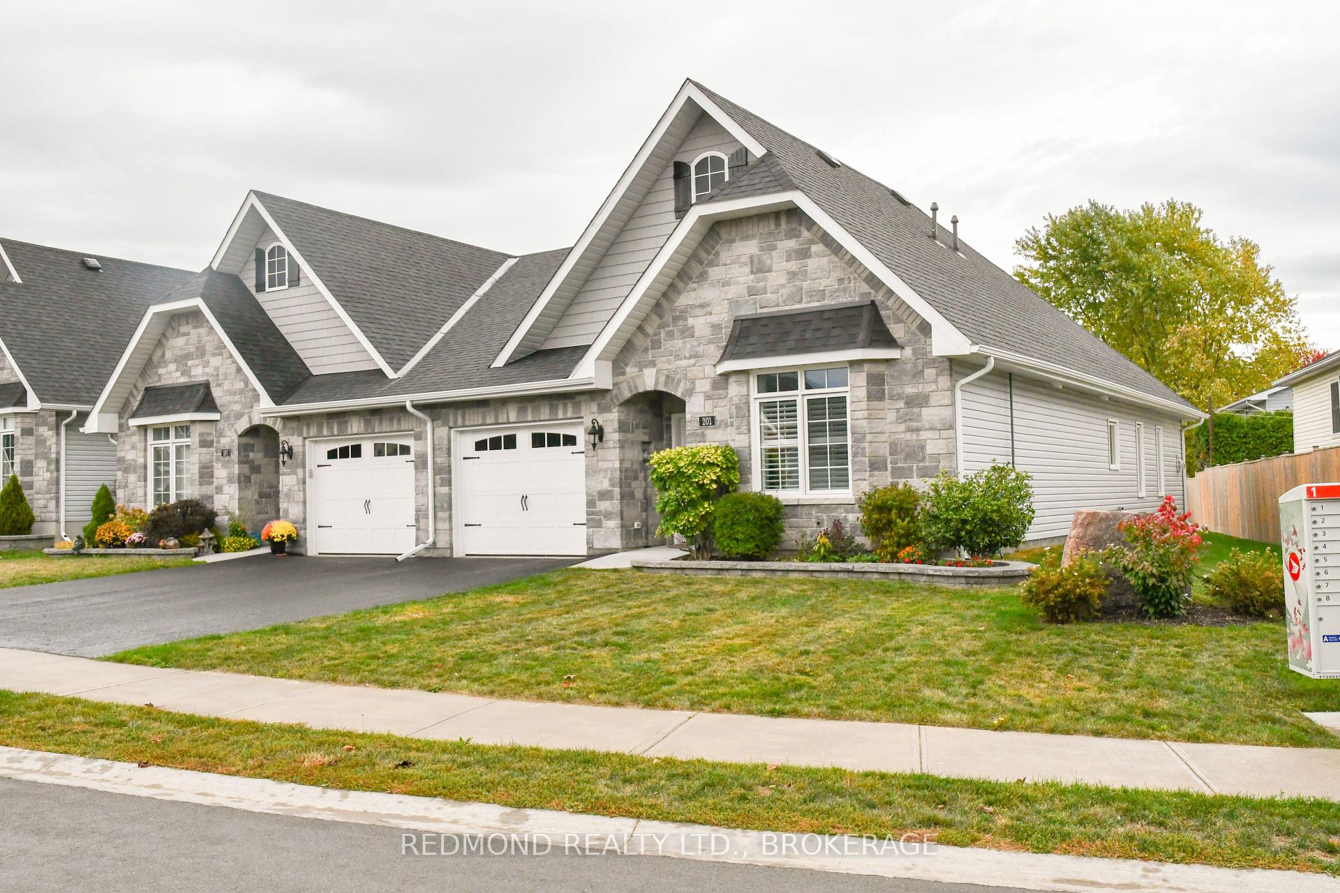Photo 2 of 201 Wilmer Avenue, Gananoque — HOMEH