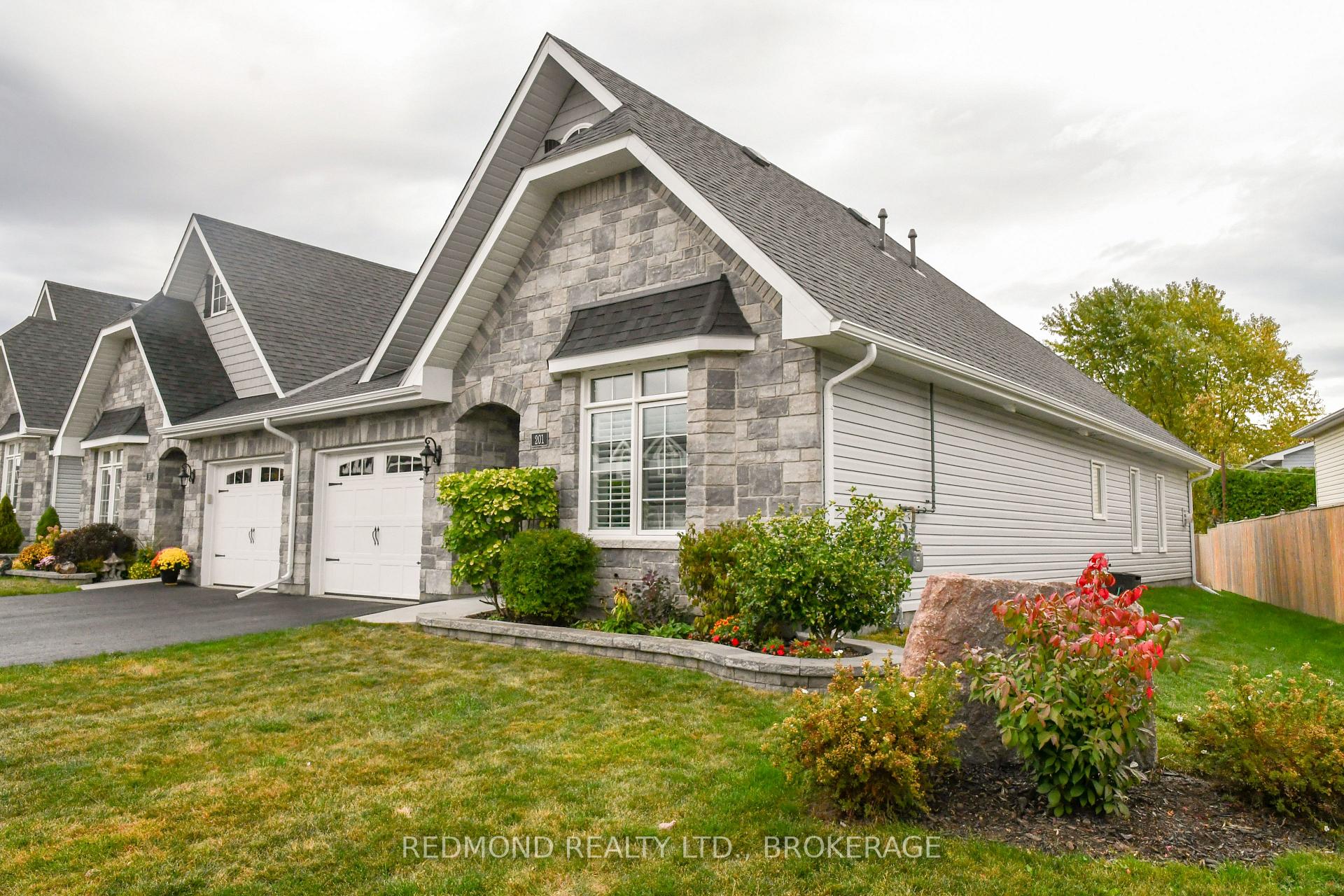 Photo 32 of 201 Wilmer Avenue, Gananoque — HOMEH
