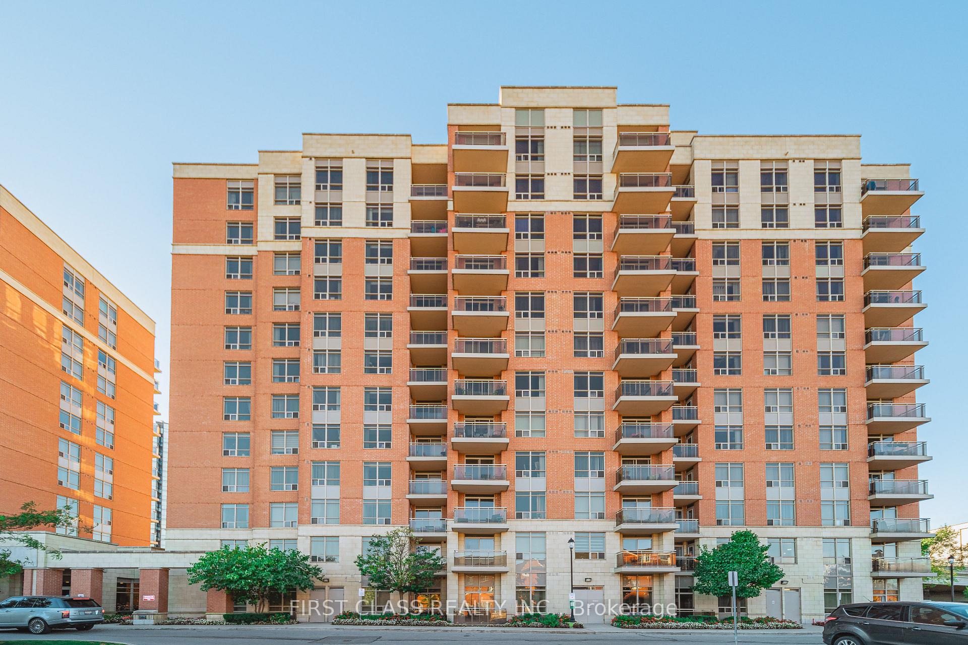 Front of Unit 913, 75 King William Crescent
