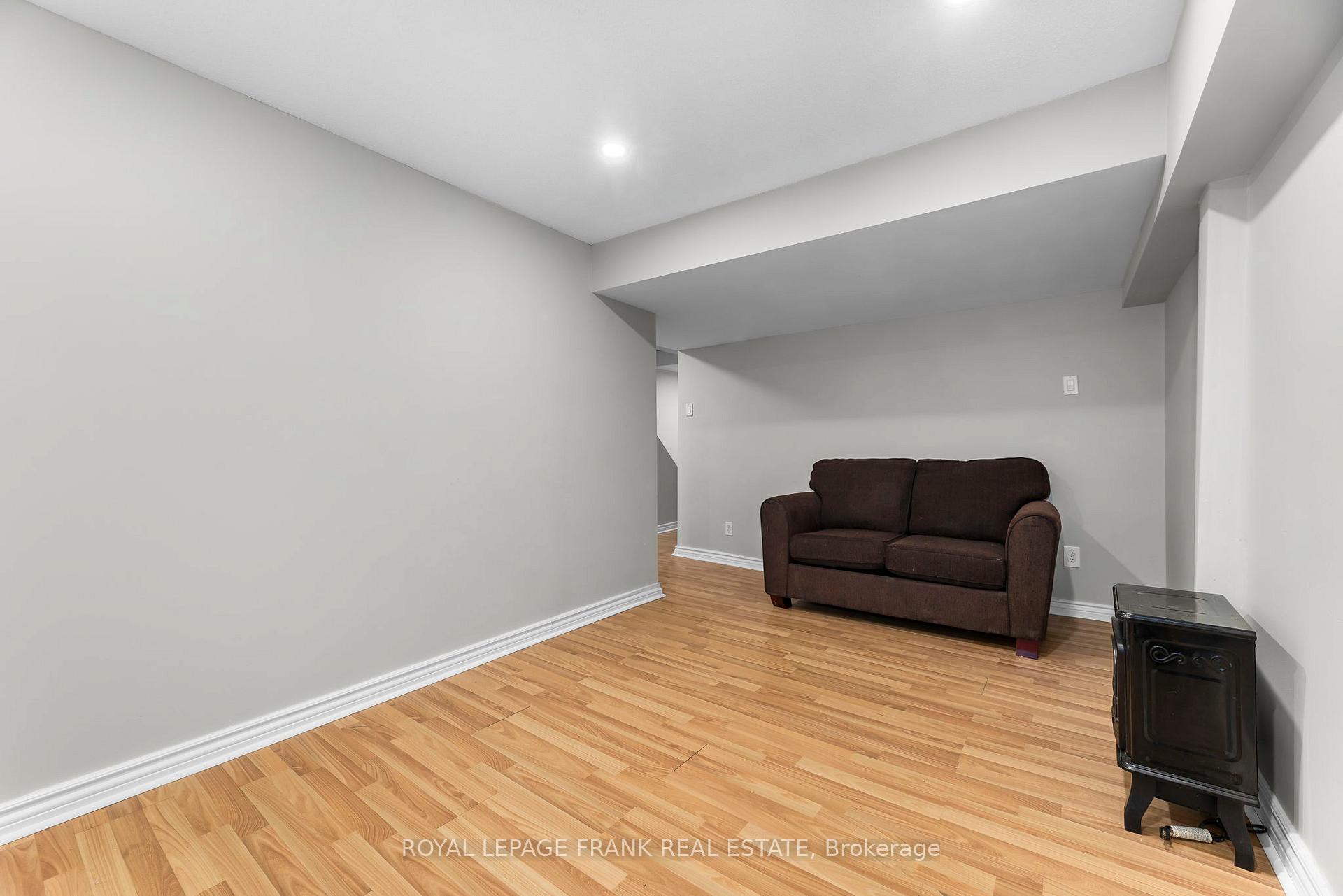 Photo 24 of Unit 32, 611 Galahad Drive, Oshawa, Eastdale — HOMEH