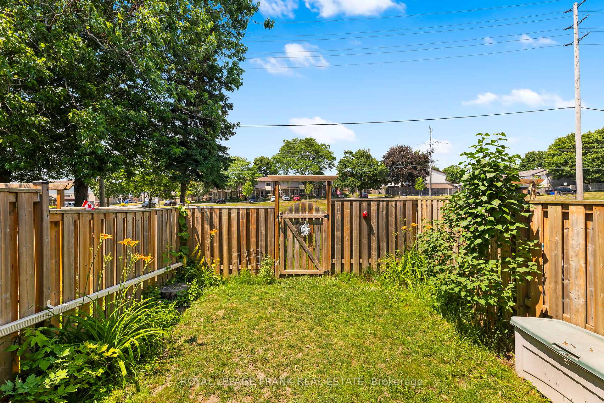 Photo 33 of Unit 32, 611 Galahad Drive, Oshawa, Eastdale — HOMEH