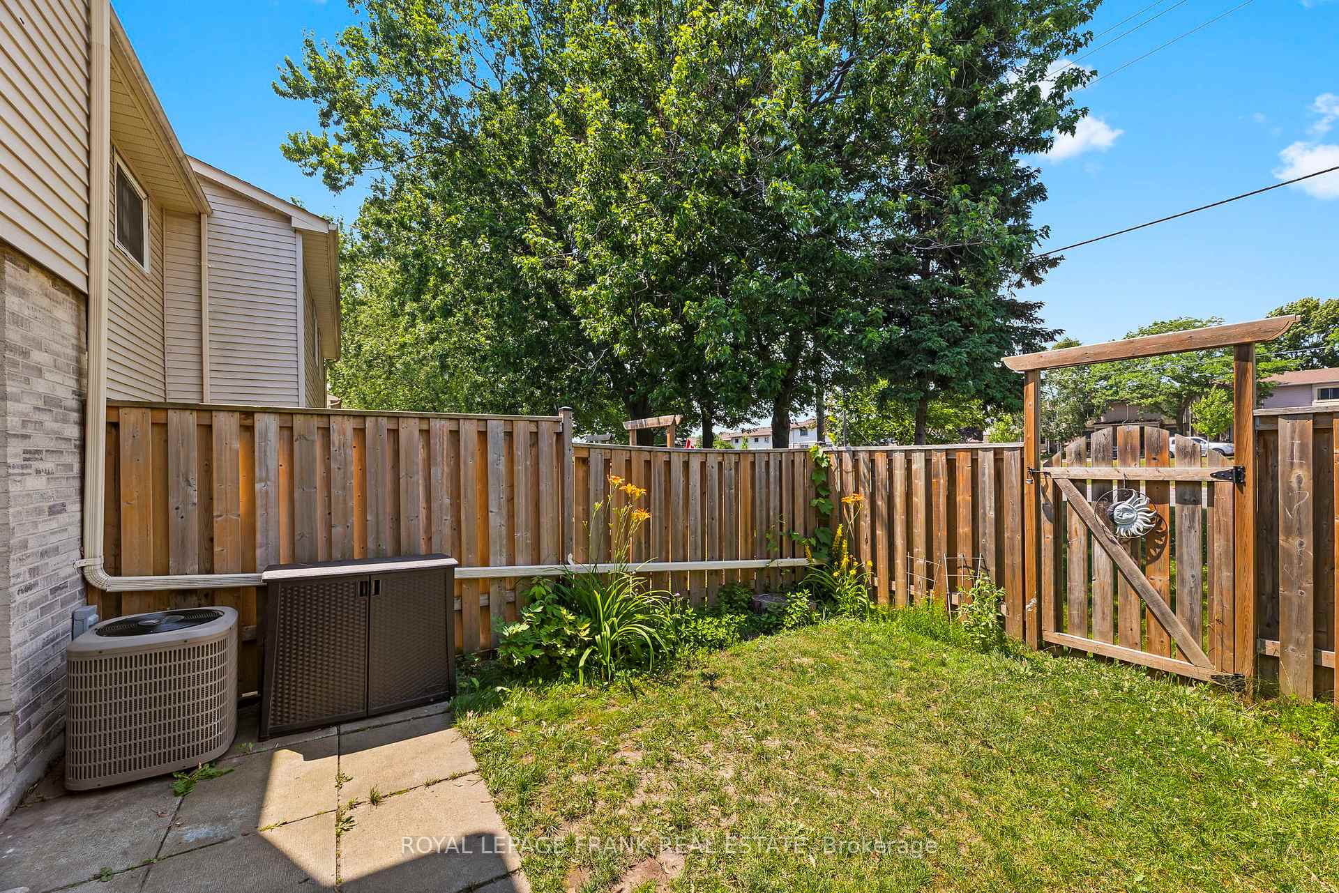 Photo 34 of Unit 32, 611 Galahad Drive, Oshawa, Eastdale — HOMEH