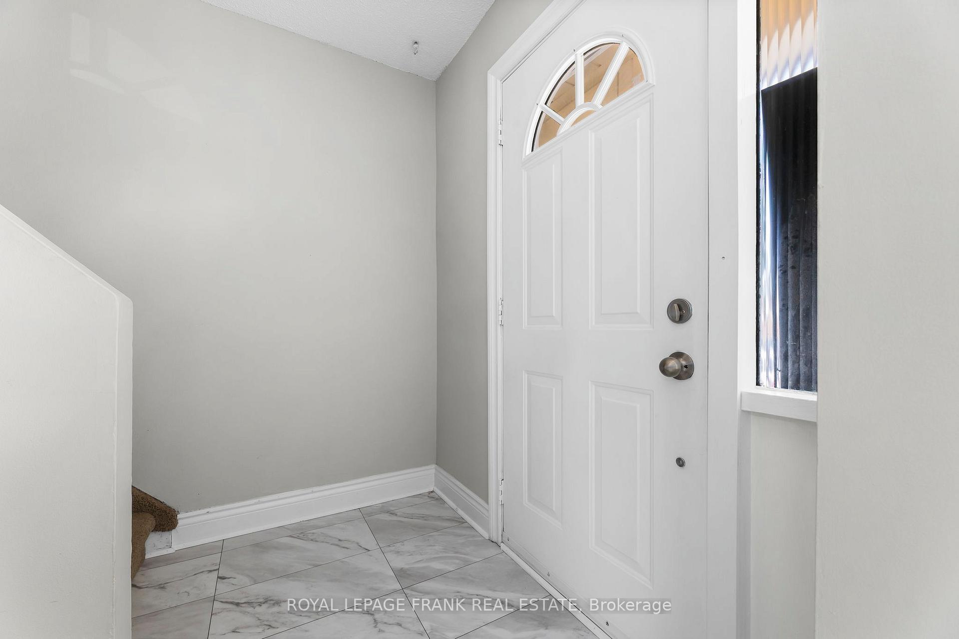 Photo 35 of Unit 32, 611 Galahad Drive, Oshawa, Eastdale — HOMEH