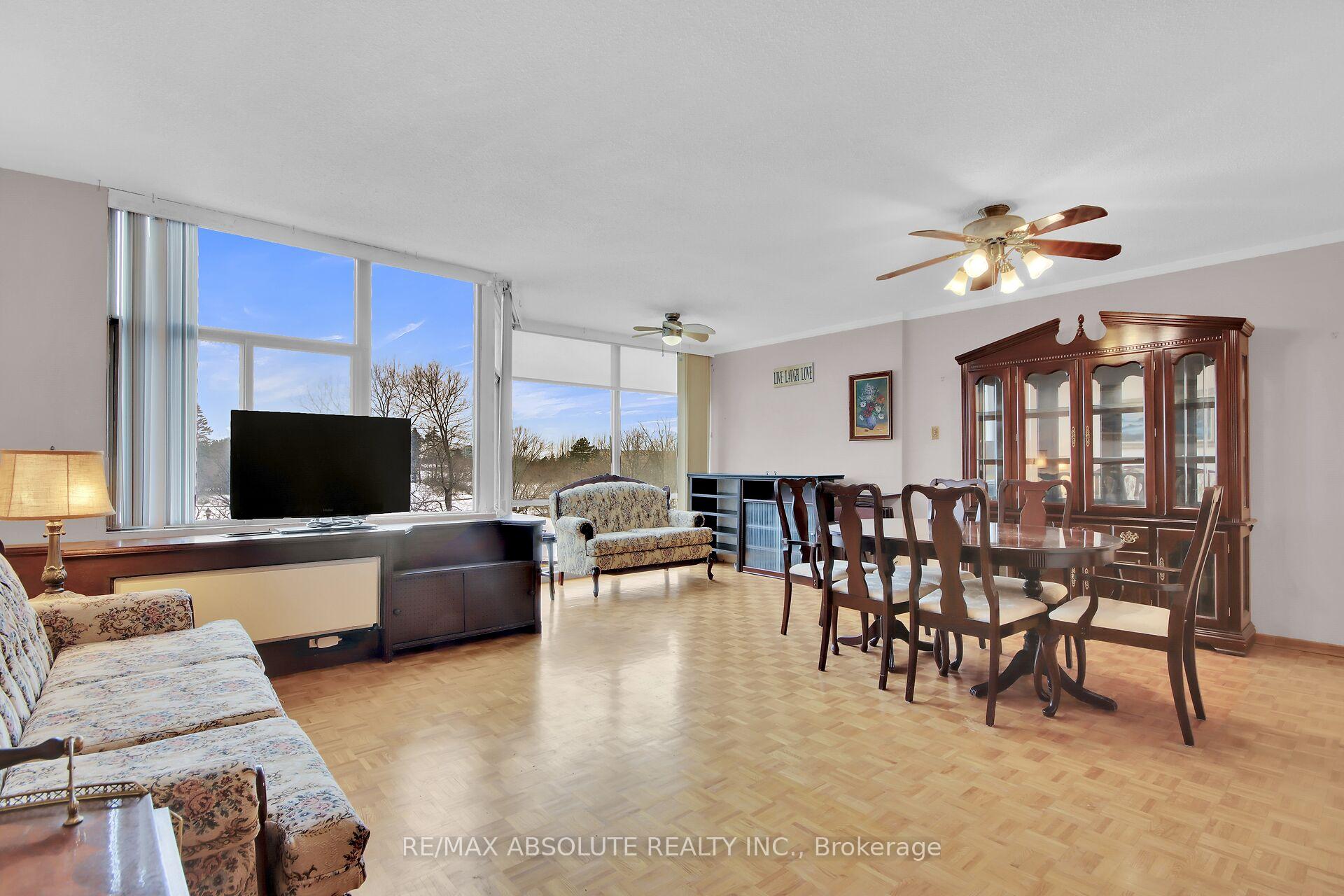 Photo 5 of Unit 207, 2759 Carousel Crescent, Ottawa, Emerald Woods/Sawmill Creek — HOMEH
