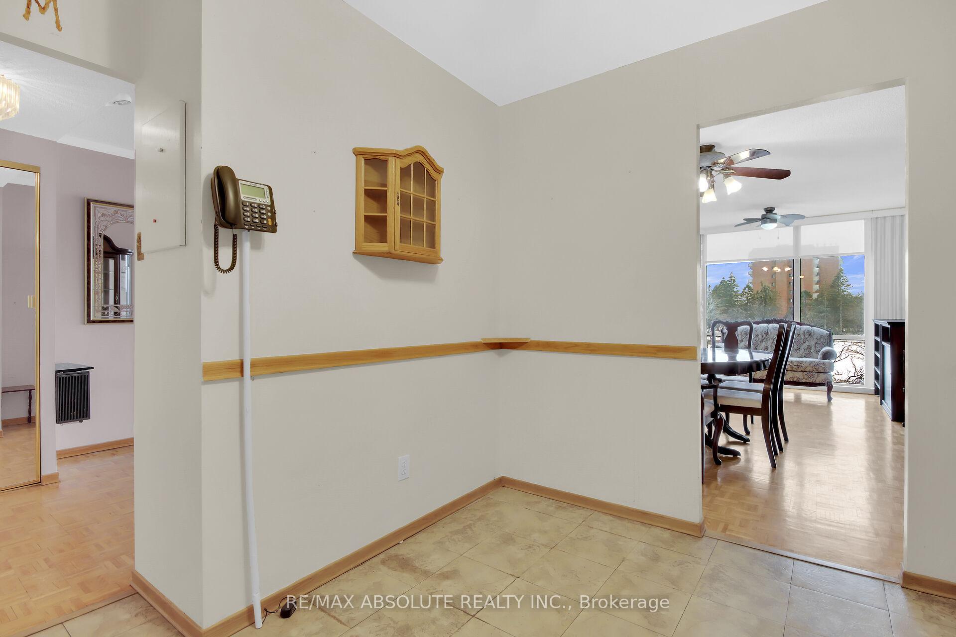 Photo 13 of Unit 207, 2759 Carousel Crescent, Ottawa, Emerald Woods/Sawmill Creek — HOMEH