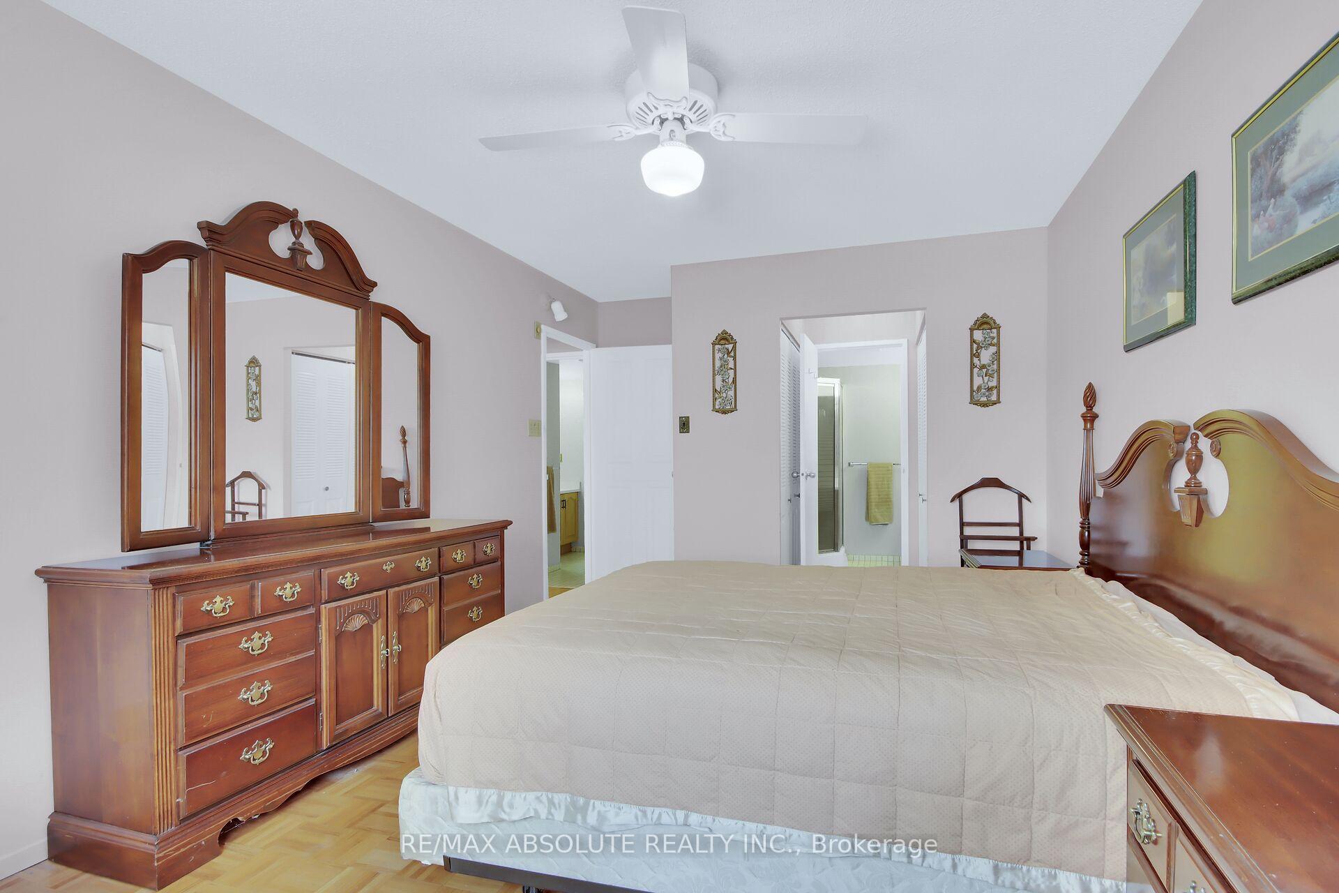 Photo 19 of Unit 207, 2759 Carousel Crescent, Ottawa, Emerald Woods/Sawmill Creek — HOMEH