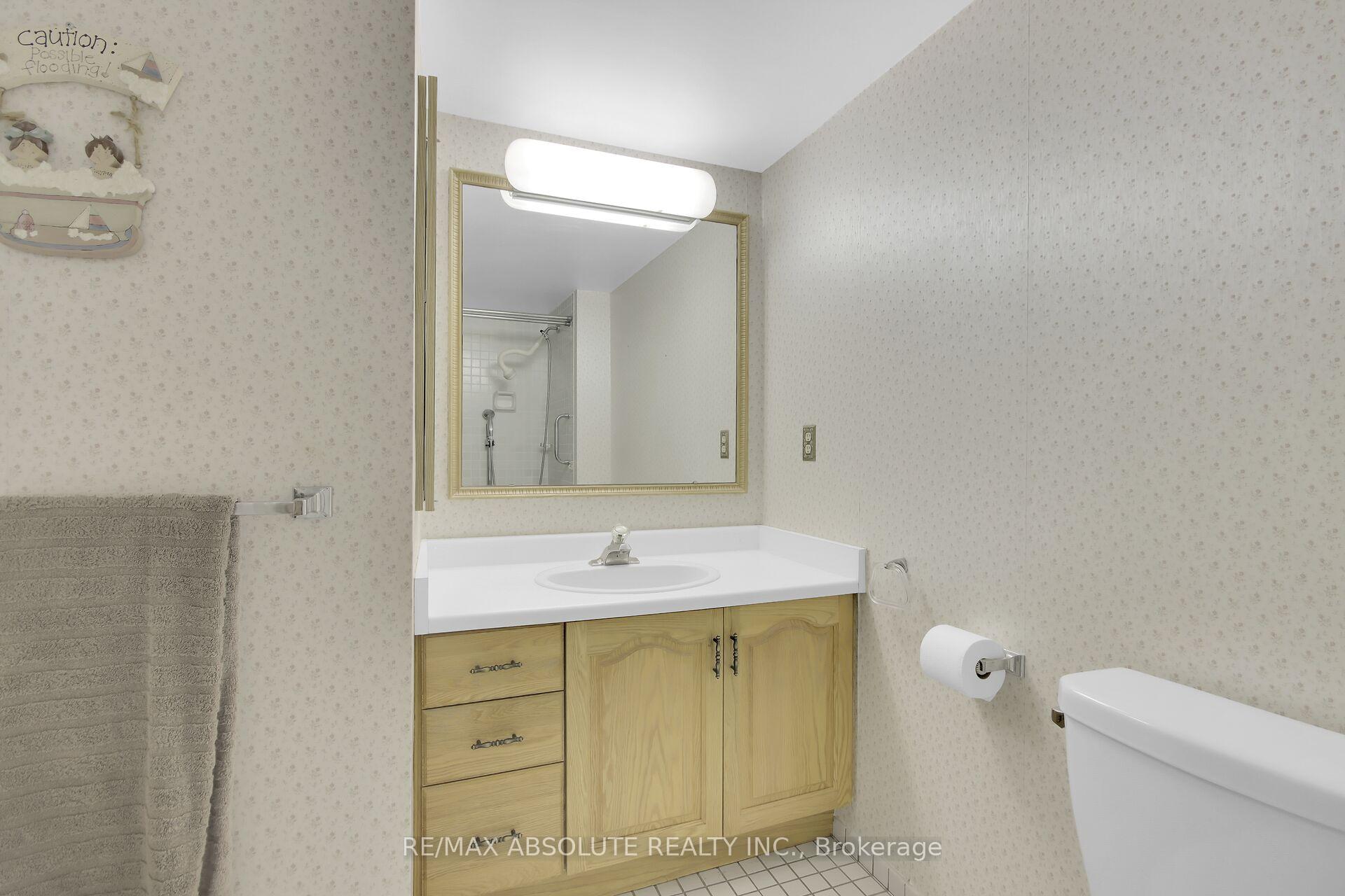 Photo 28 of Unit 207, 2759 Carousel Crescent, Ottawa, Emerald Woods/Sawmill Creek — HOMEH
