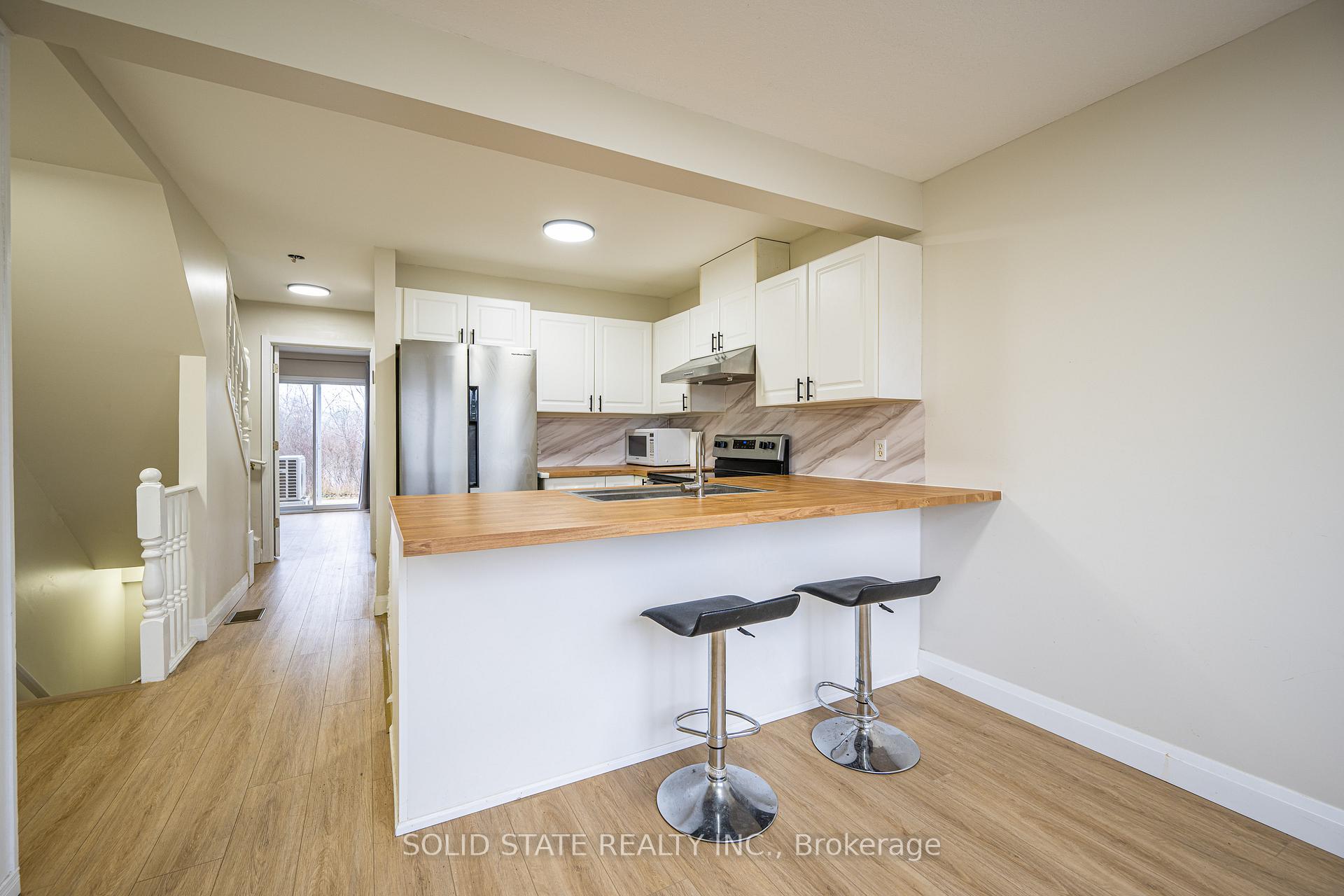 Photo 6 of Unit 13, 601 Columbia Forest Boulevard, Waterloo — HOMEH