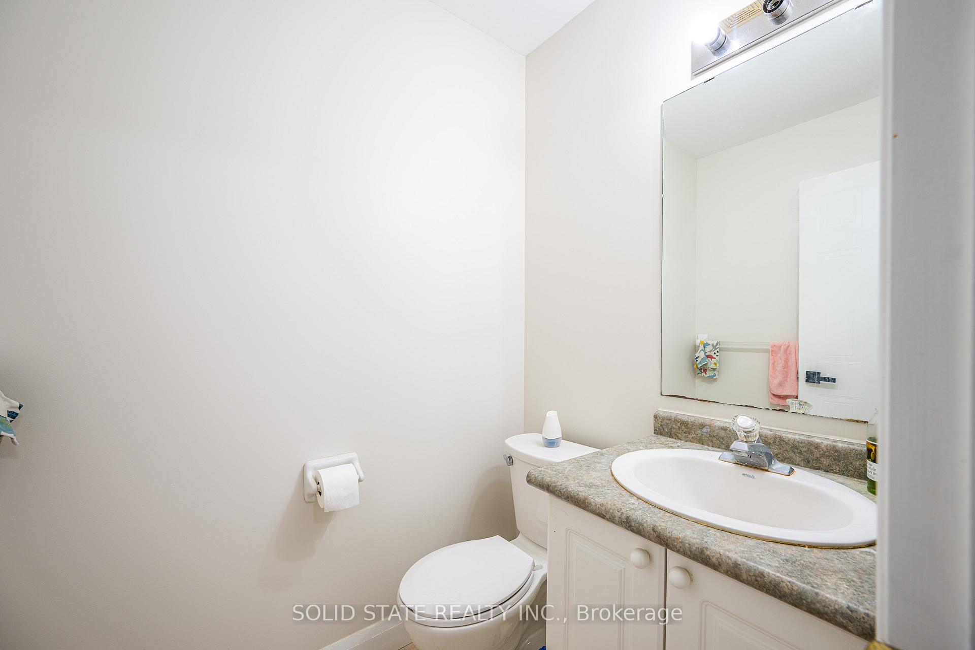 Photo 8 of Unit 13, 601 Columbia Forest Boulevard, Waterloo — HOMEH