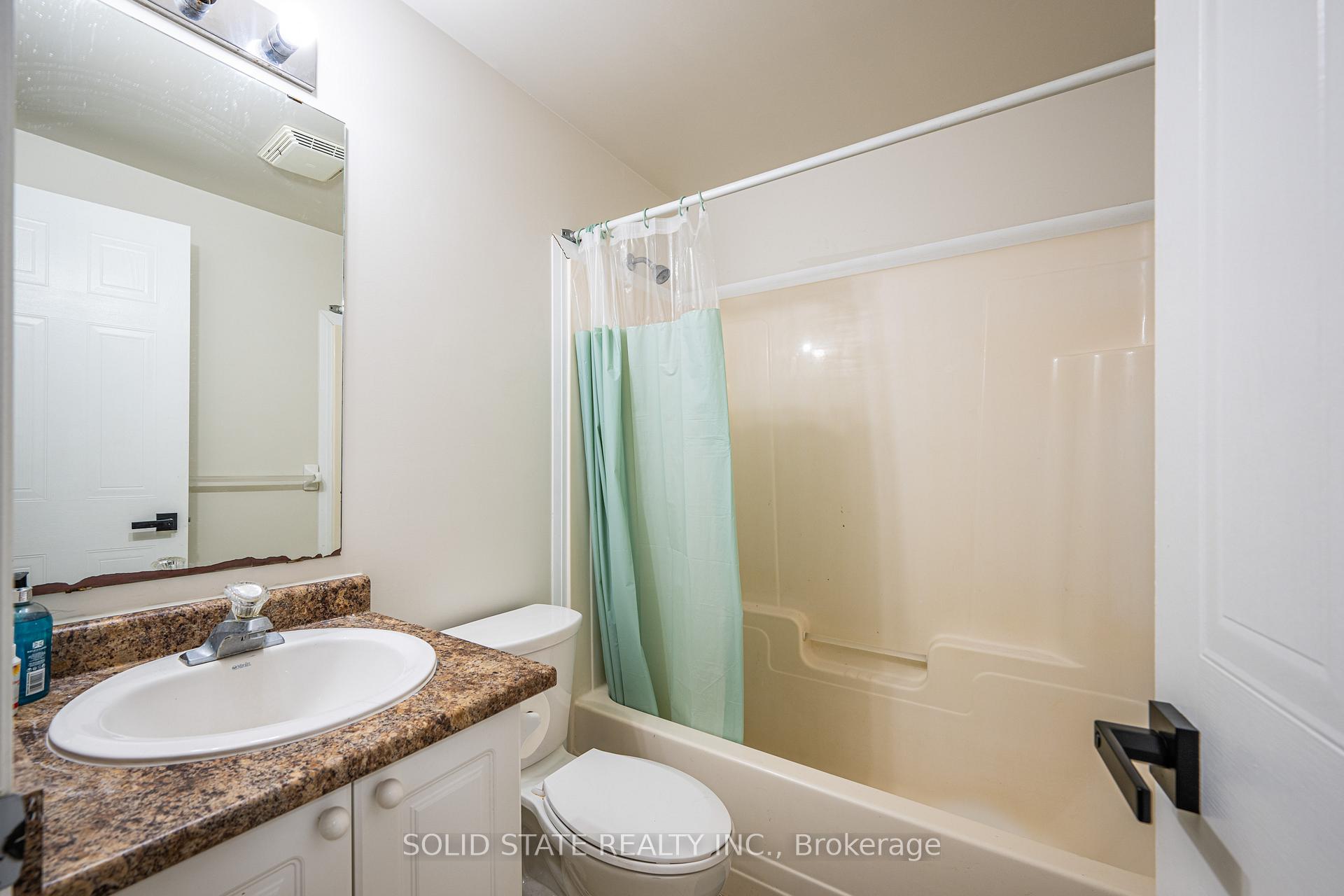 Photo 13 of Unit 13, 601 Columbia Forest Boulevard, Waterloo — HOMEH